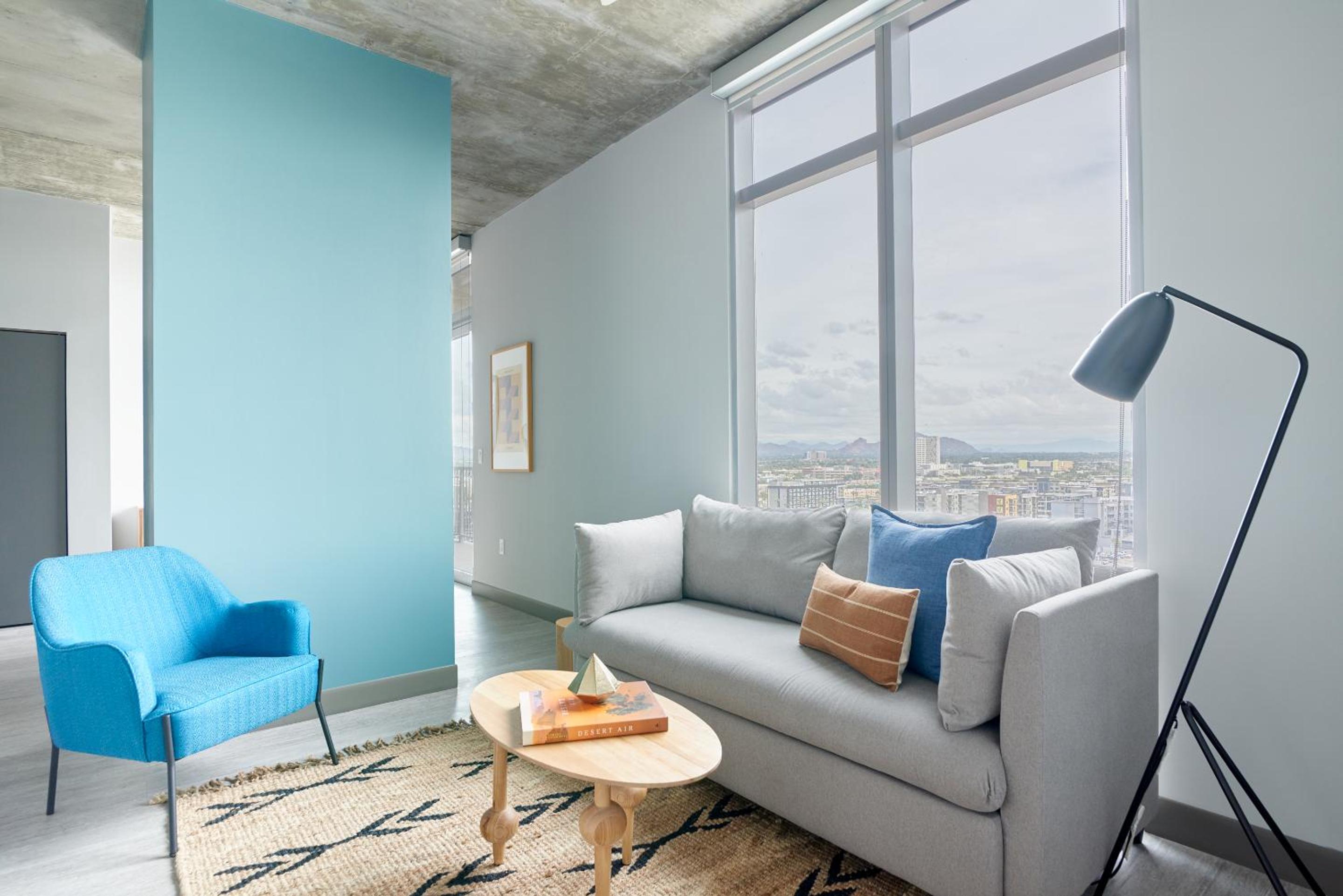 Two-Bedroom Deluxe Apartment With Balcony photo 1