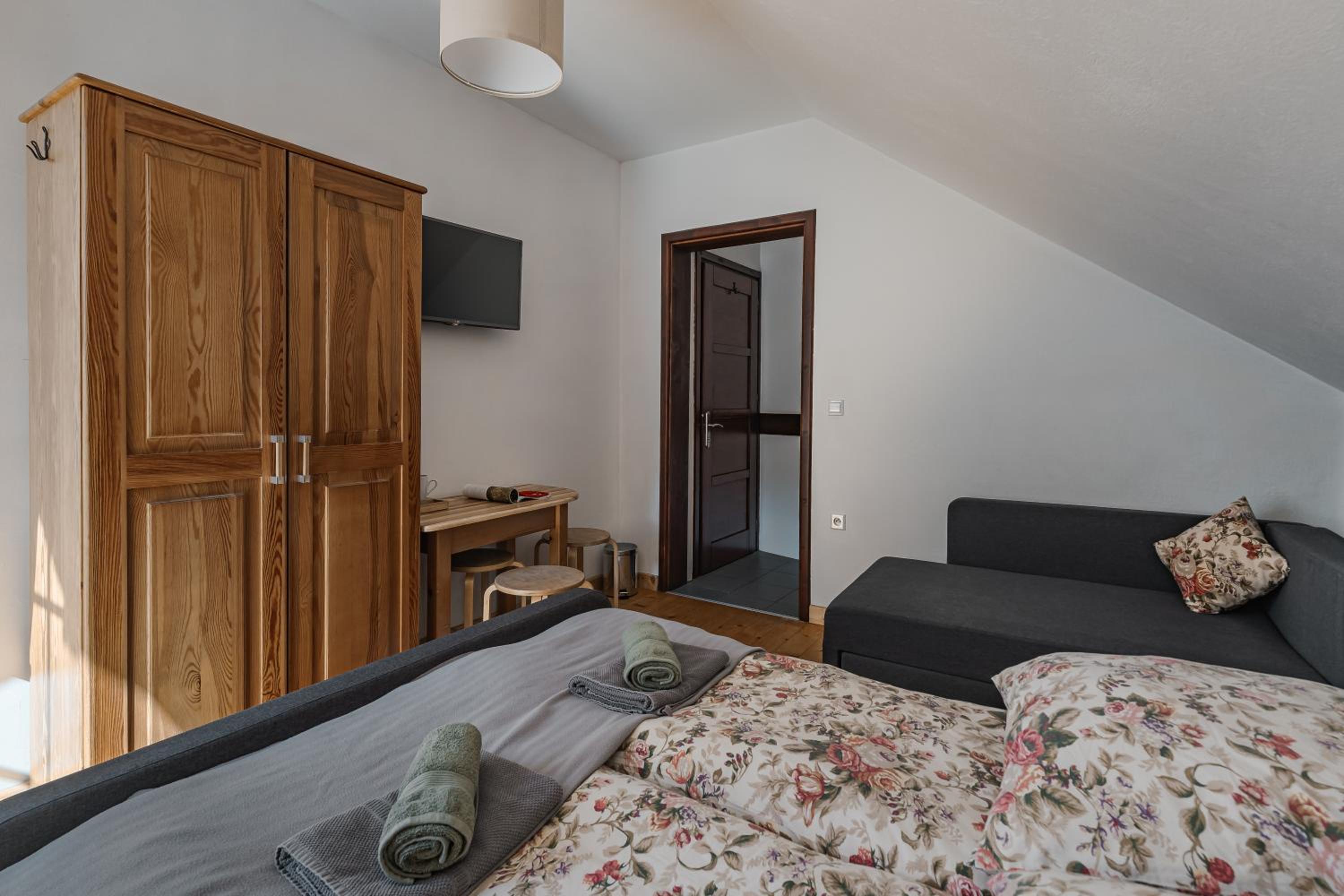 Triple Room With Bathroom photo 3