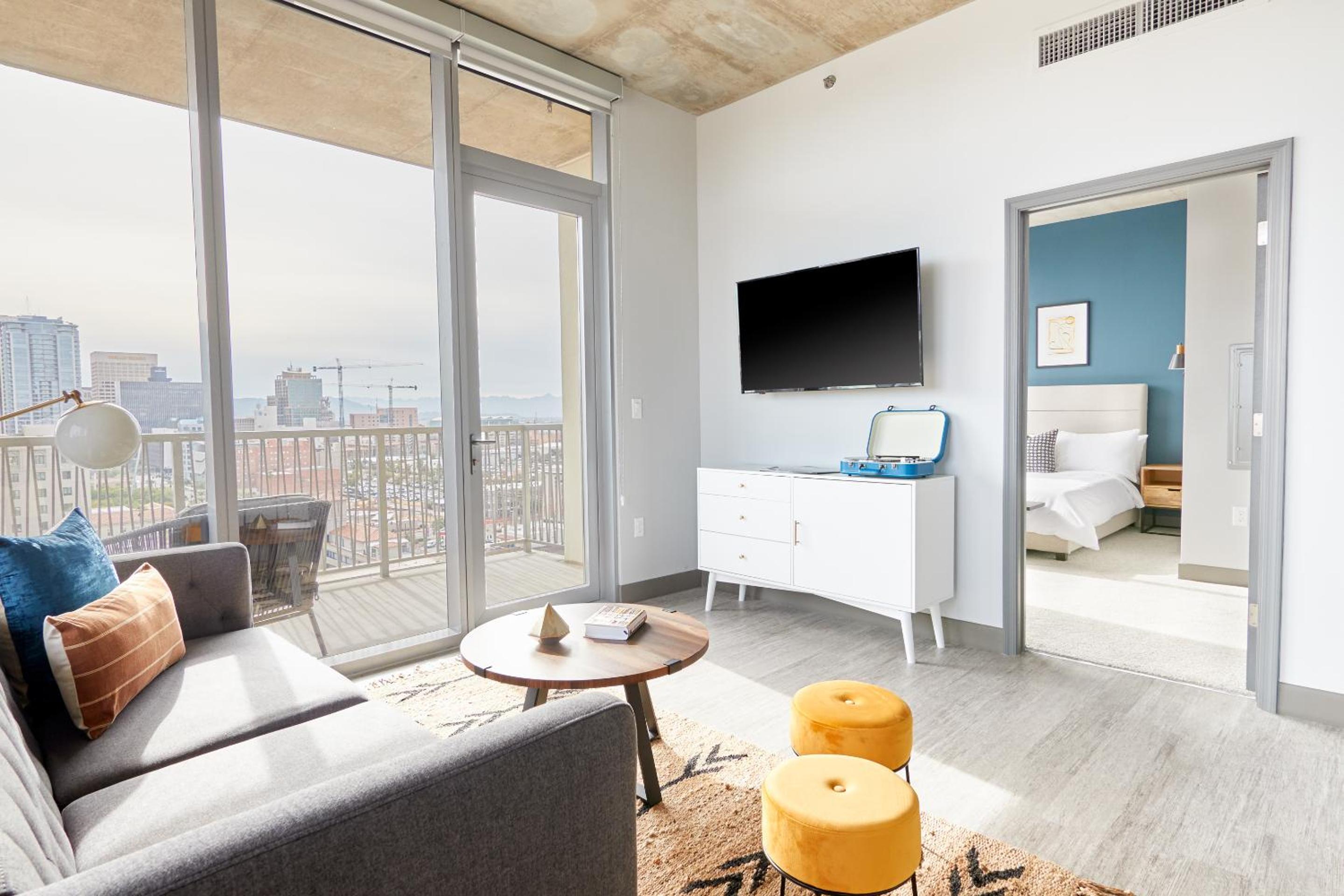 One-Bedroom Apartment With Balcony photo 3