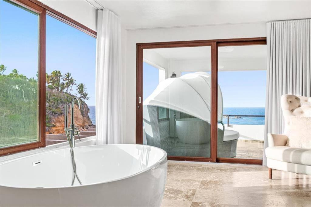 Villa with Private Pool photo 3