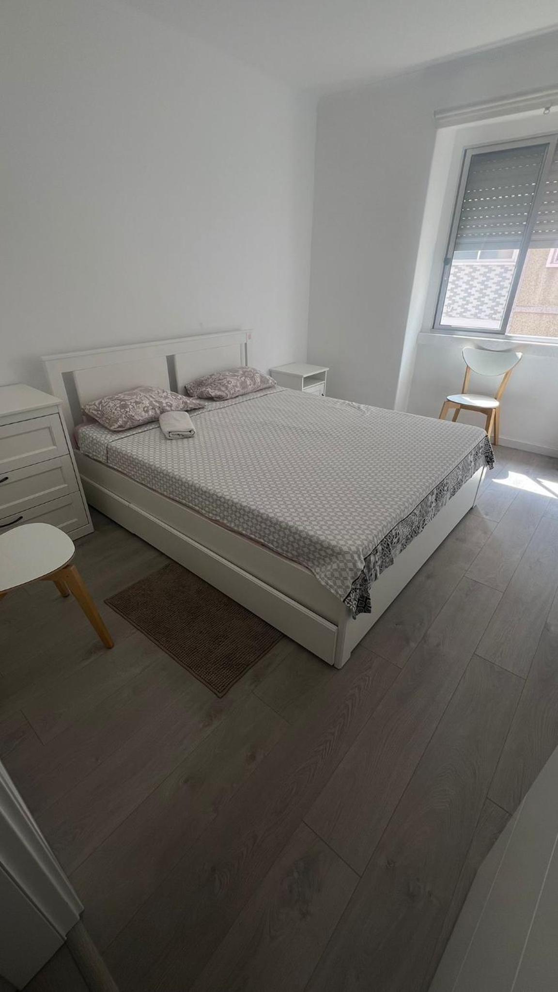Double Room With Shared Toilet