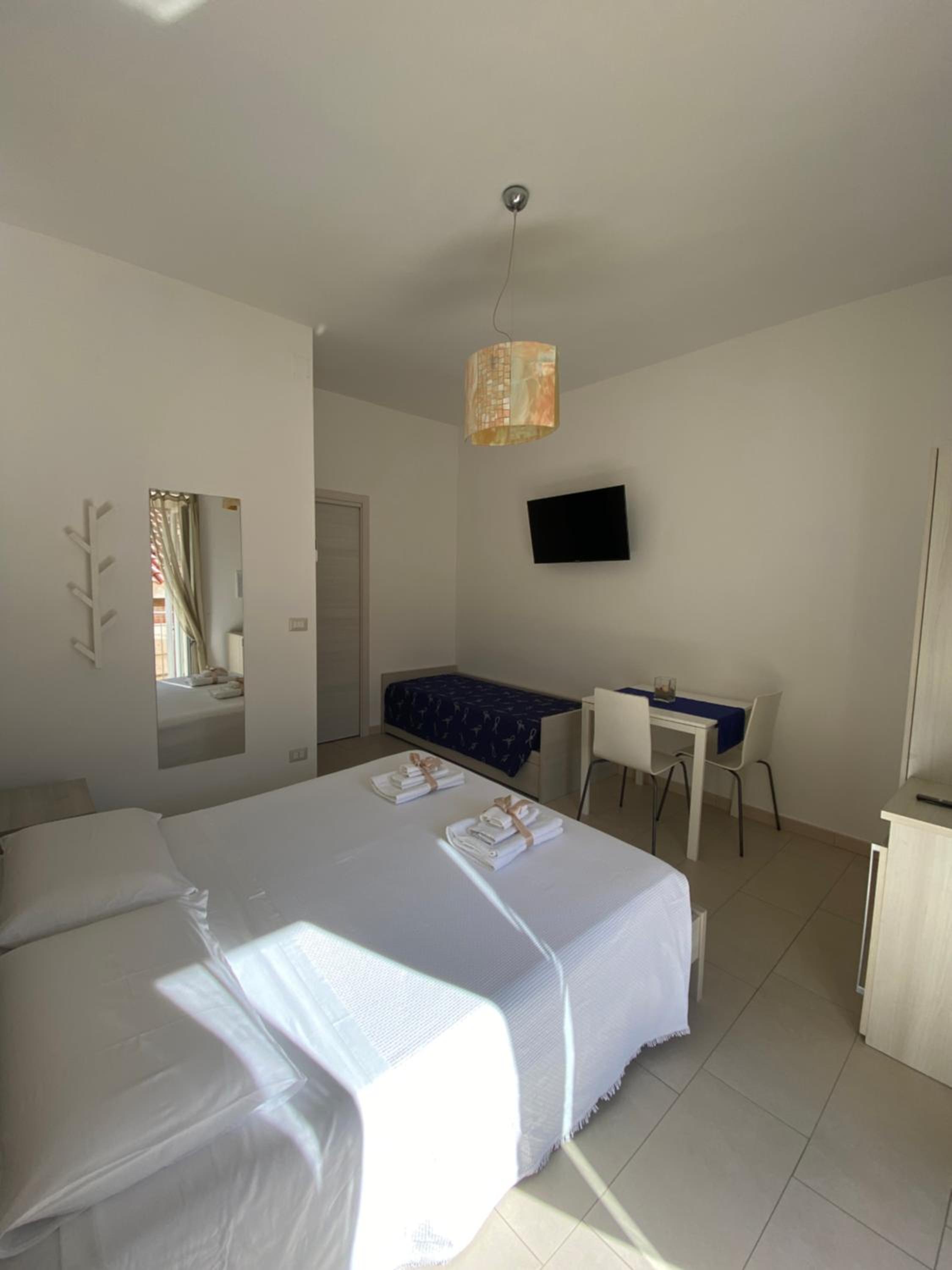 Superior Triple Room - Photo 3