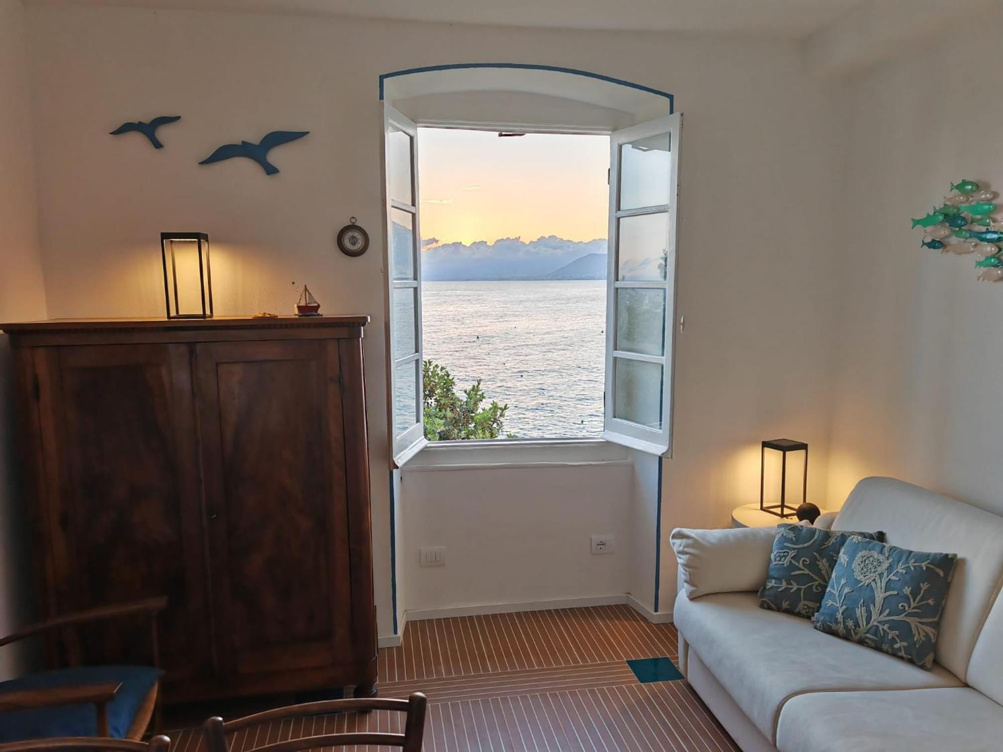 Two-Bedroom Apartment with Terrace and Sea View photo 3