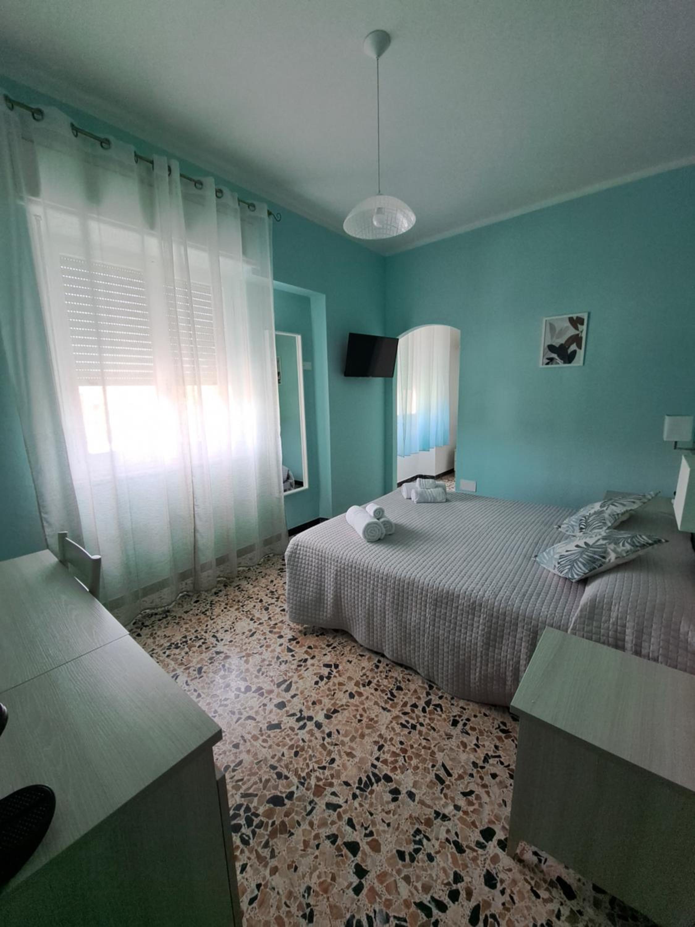 Double Room with Private Bathroom photo 2