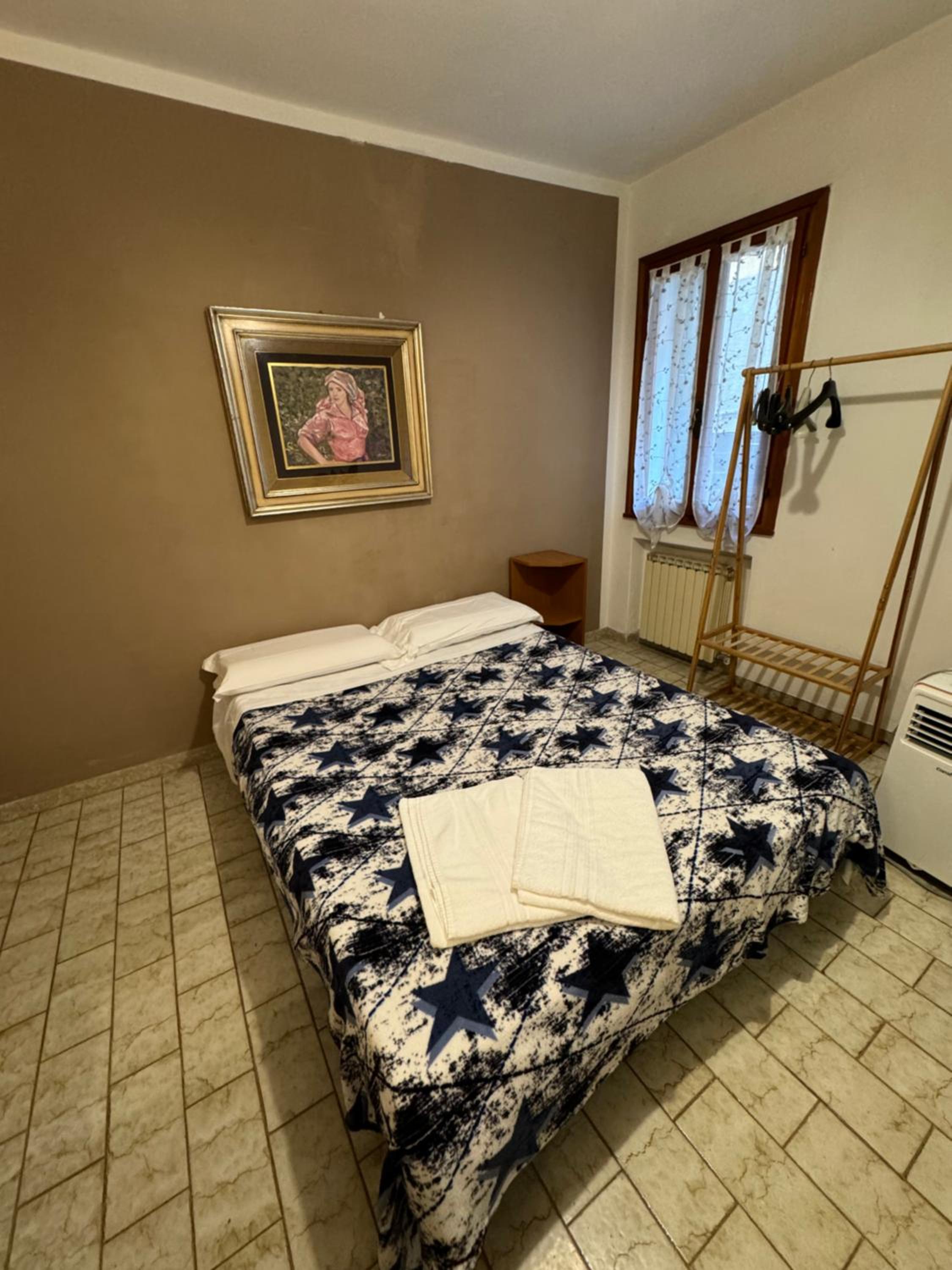 King Studio with Sofa Bed photo 3