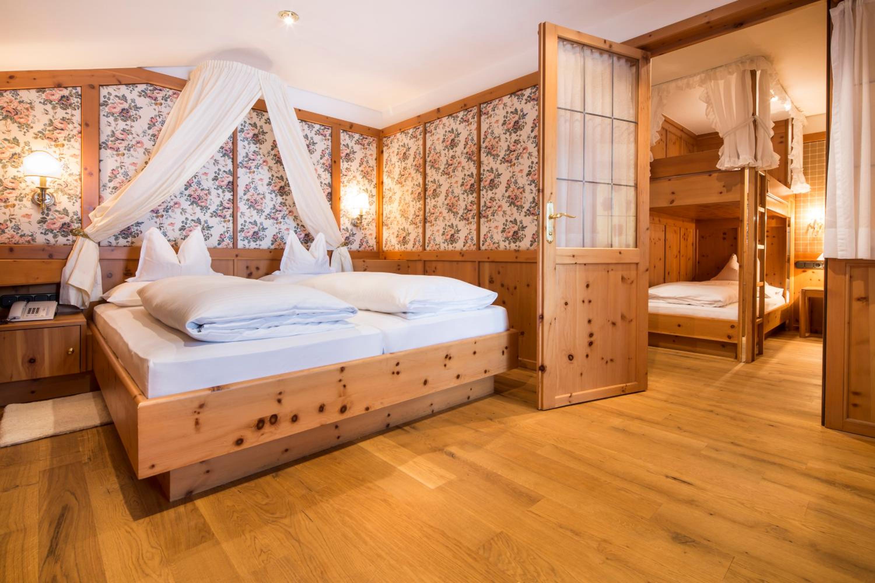 Suite photo 1