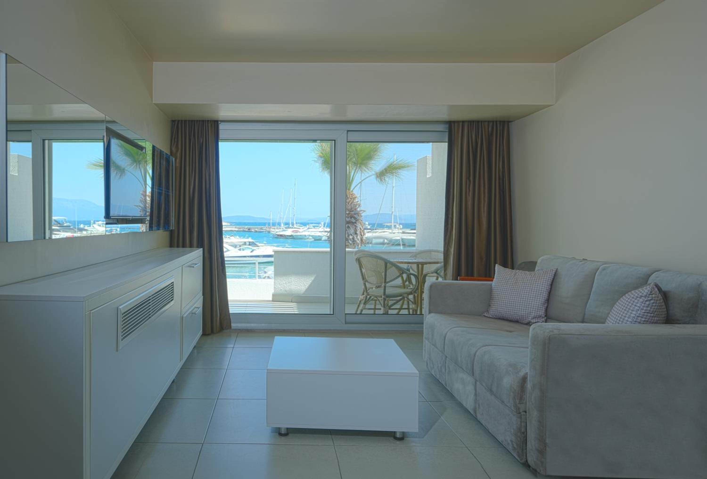 Marin Room Plus with Sea View