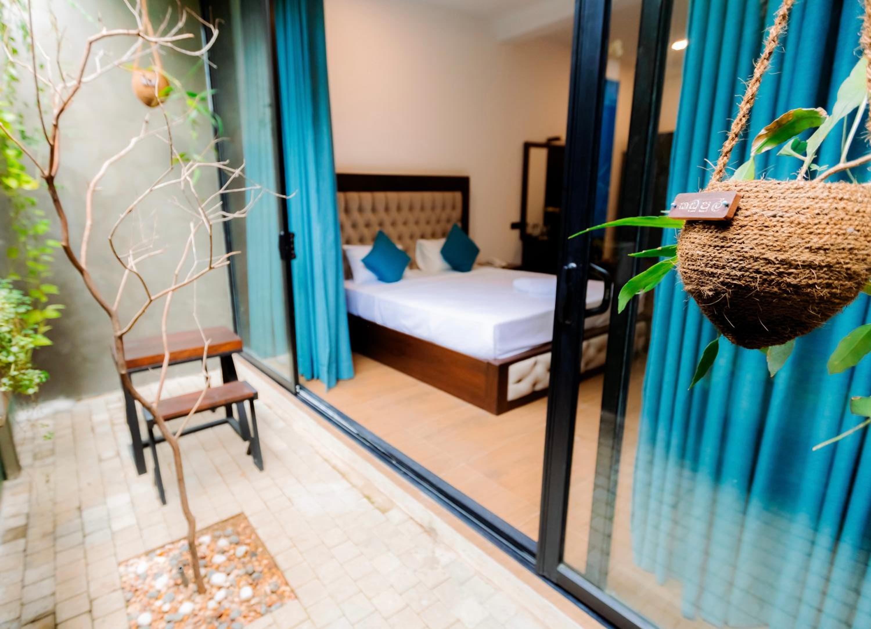 Deluxe Ground Floor with Pool View - Photo 2