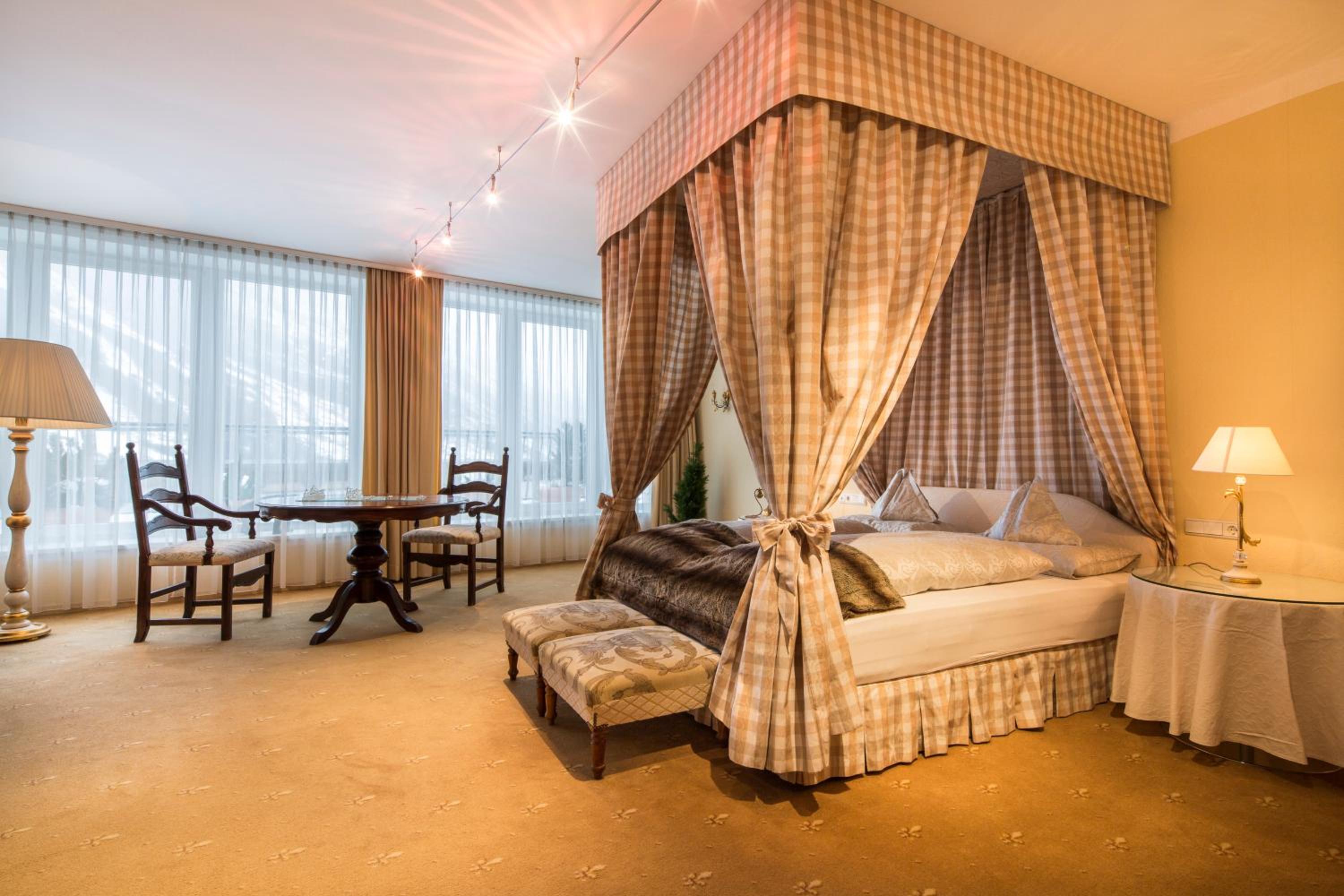 Suite photo 1