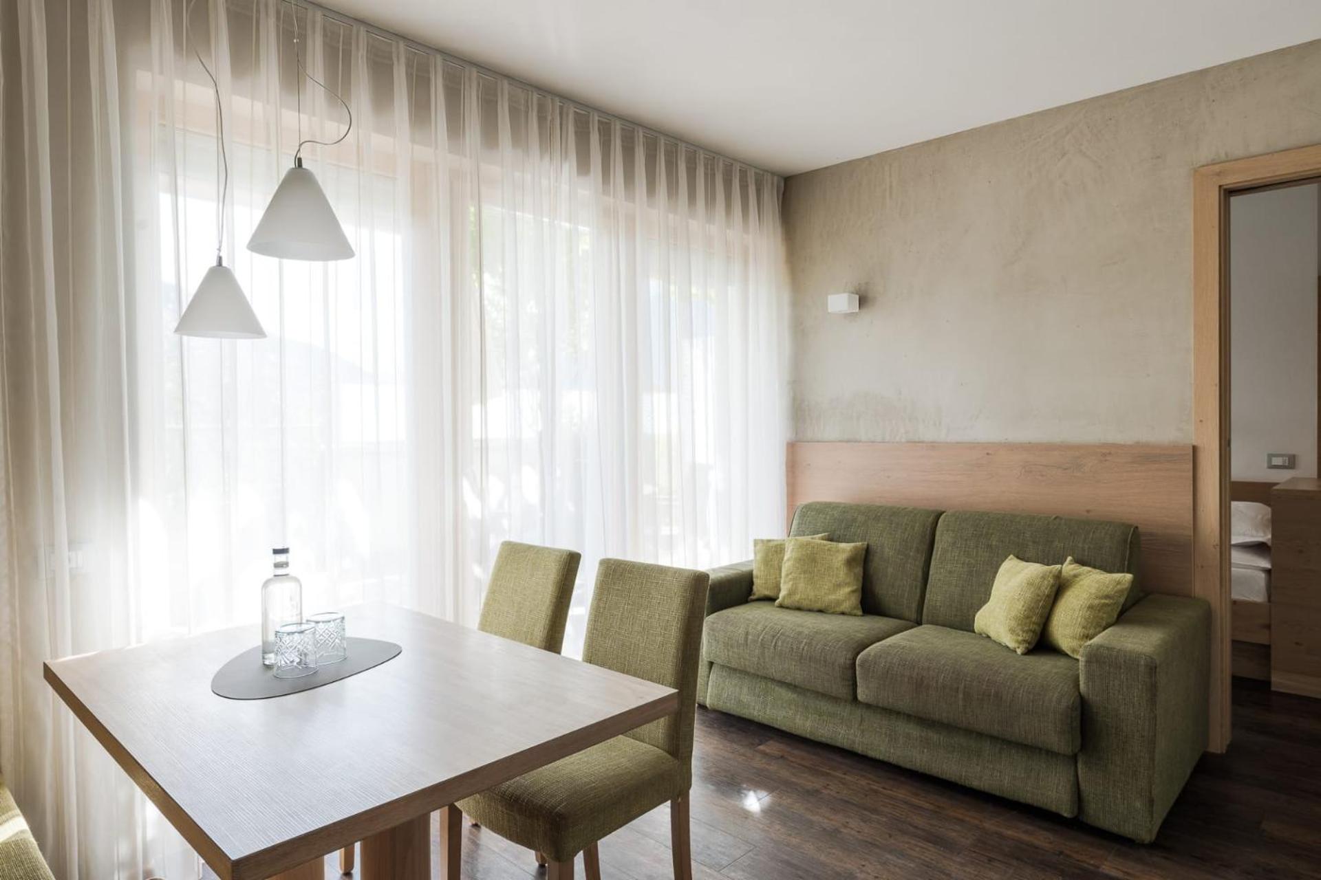 Two-Bedroom Suite - Photo 7