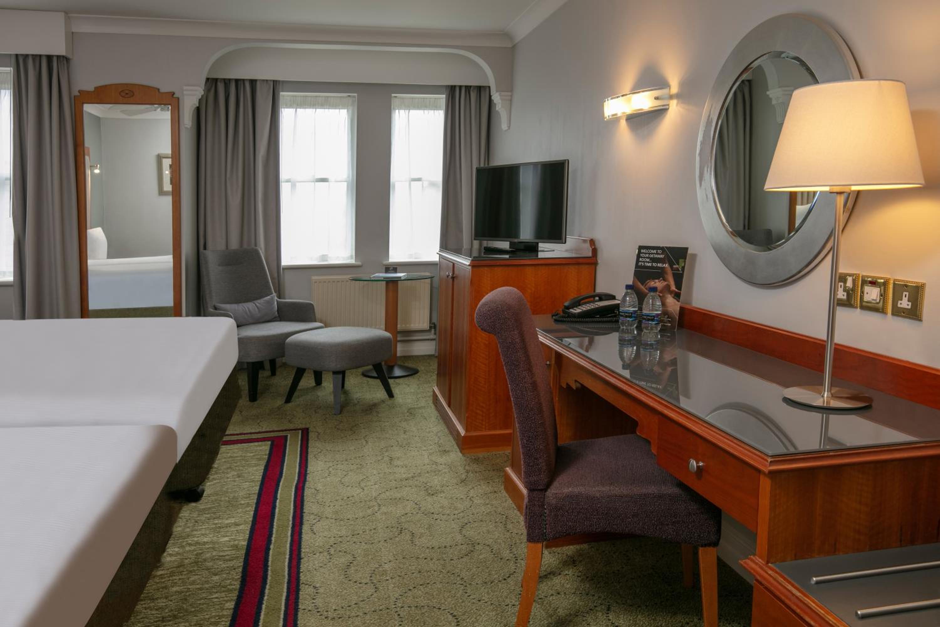 Classic Twin Room - Photo 3