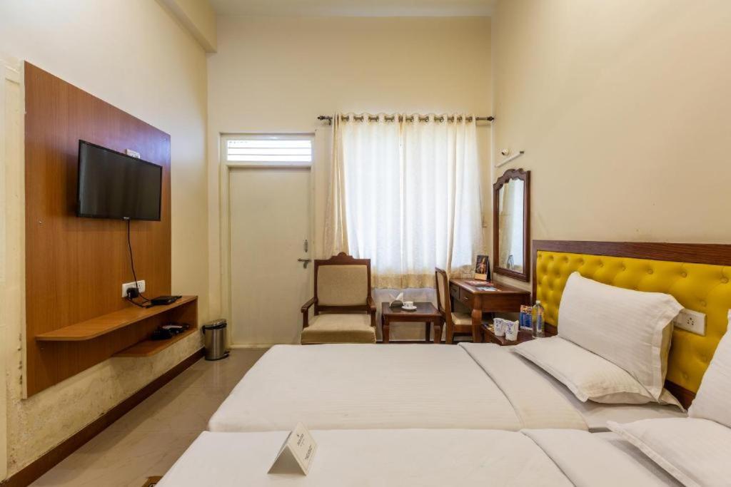 Deluxe Double Room photo 2