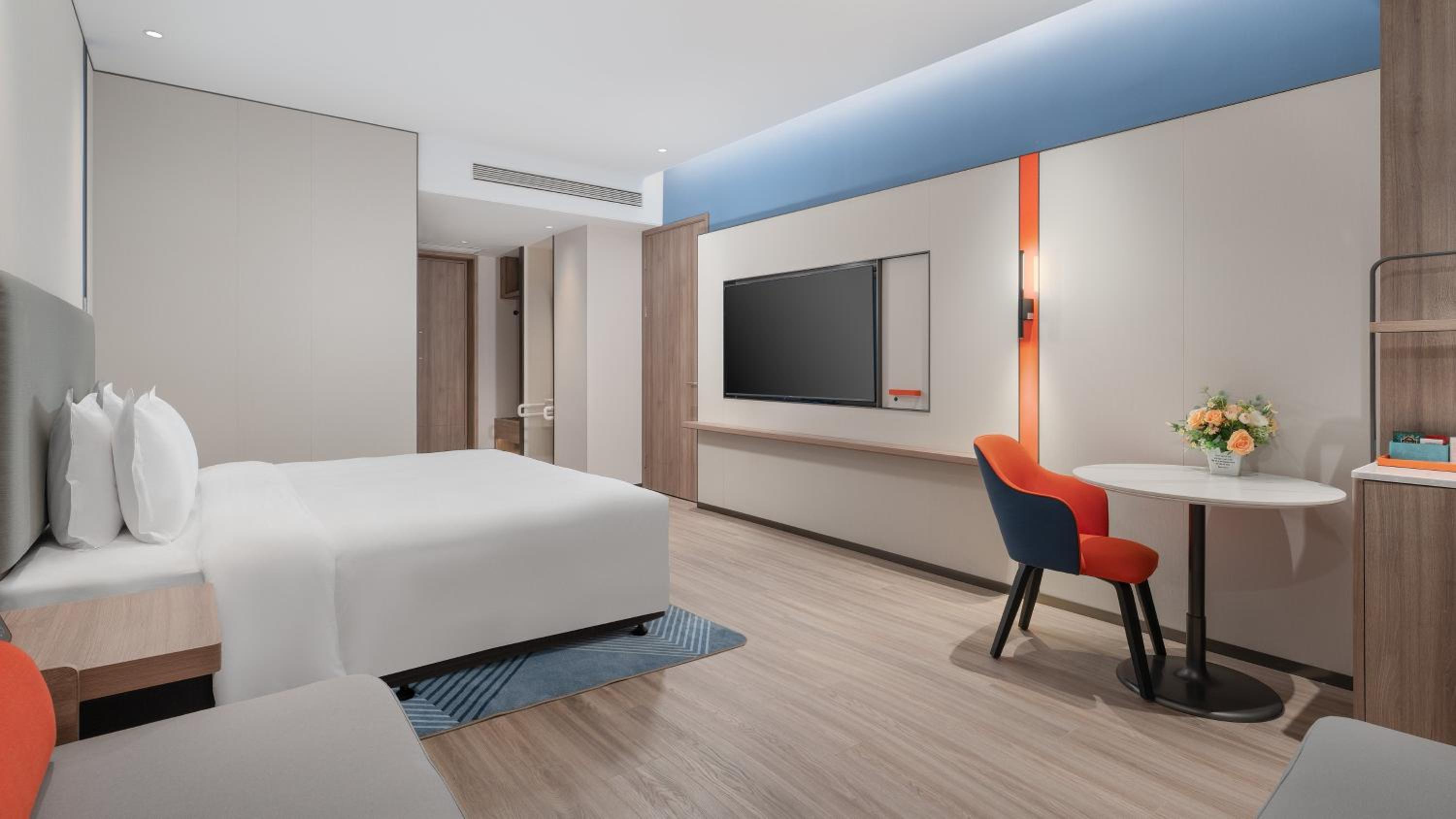 Standard King Room