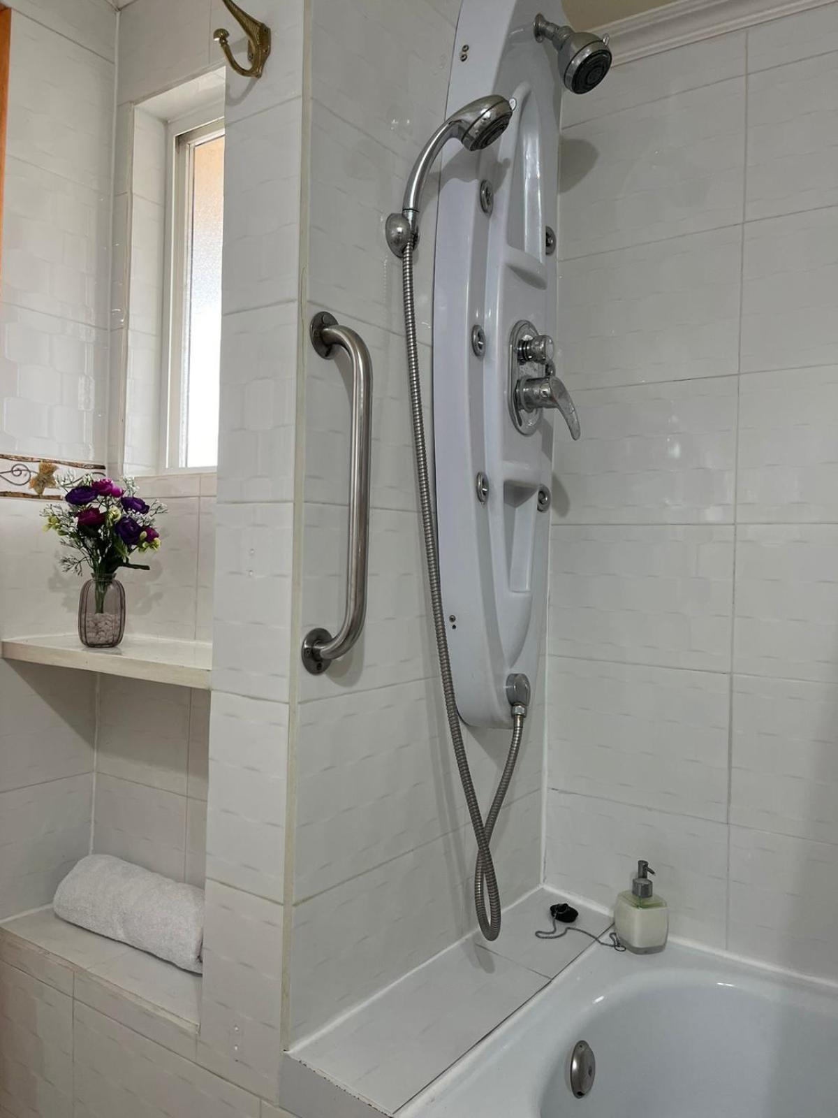 Double Room with Private Bathroom photo 3
