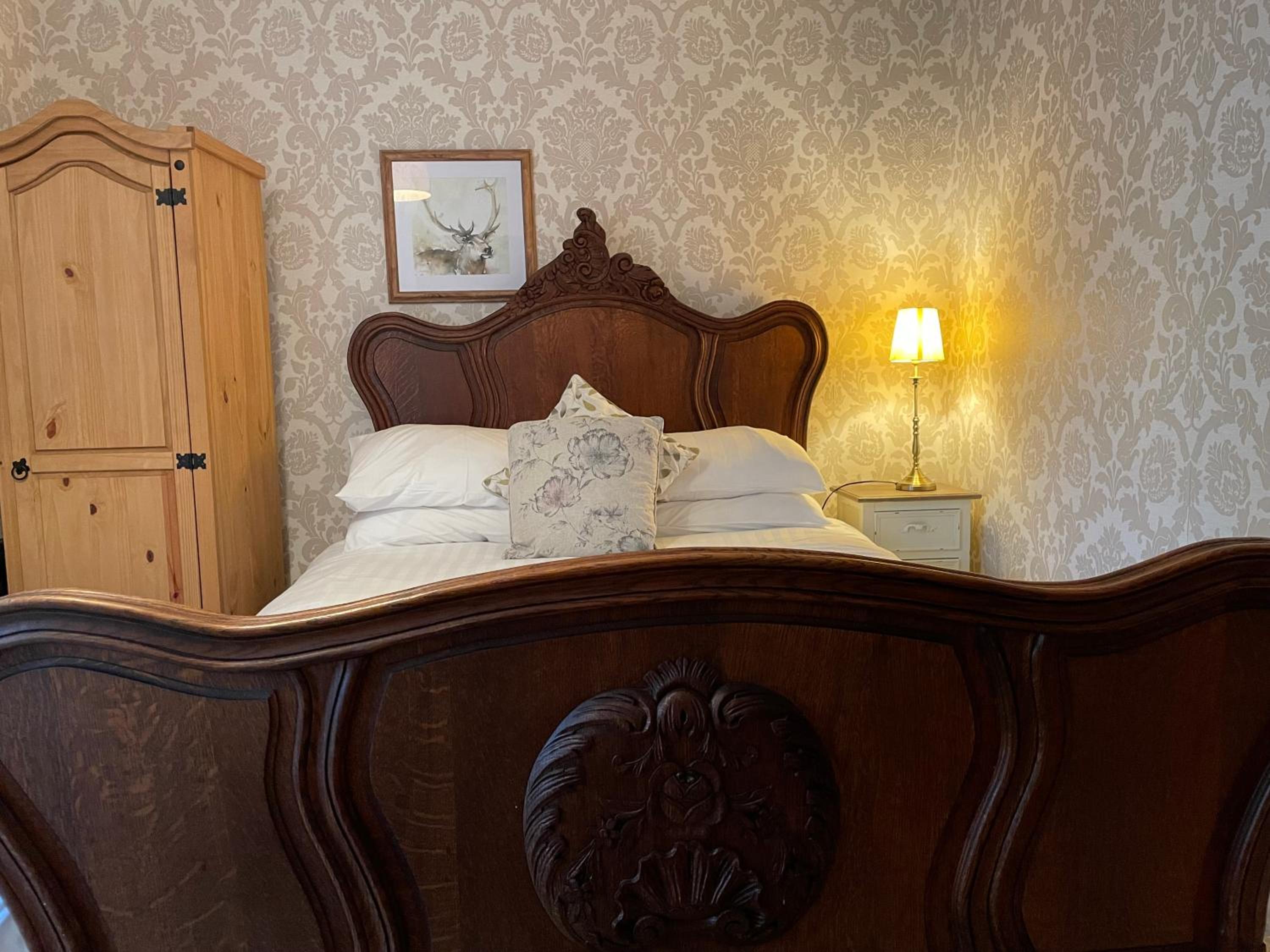 Double Room - Photo 5