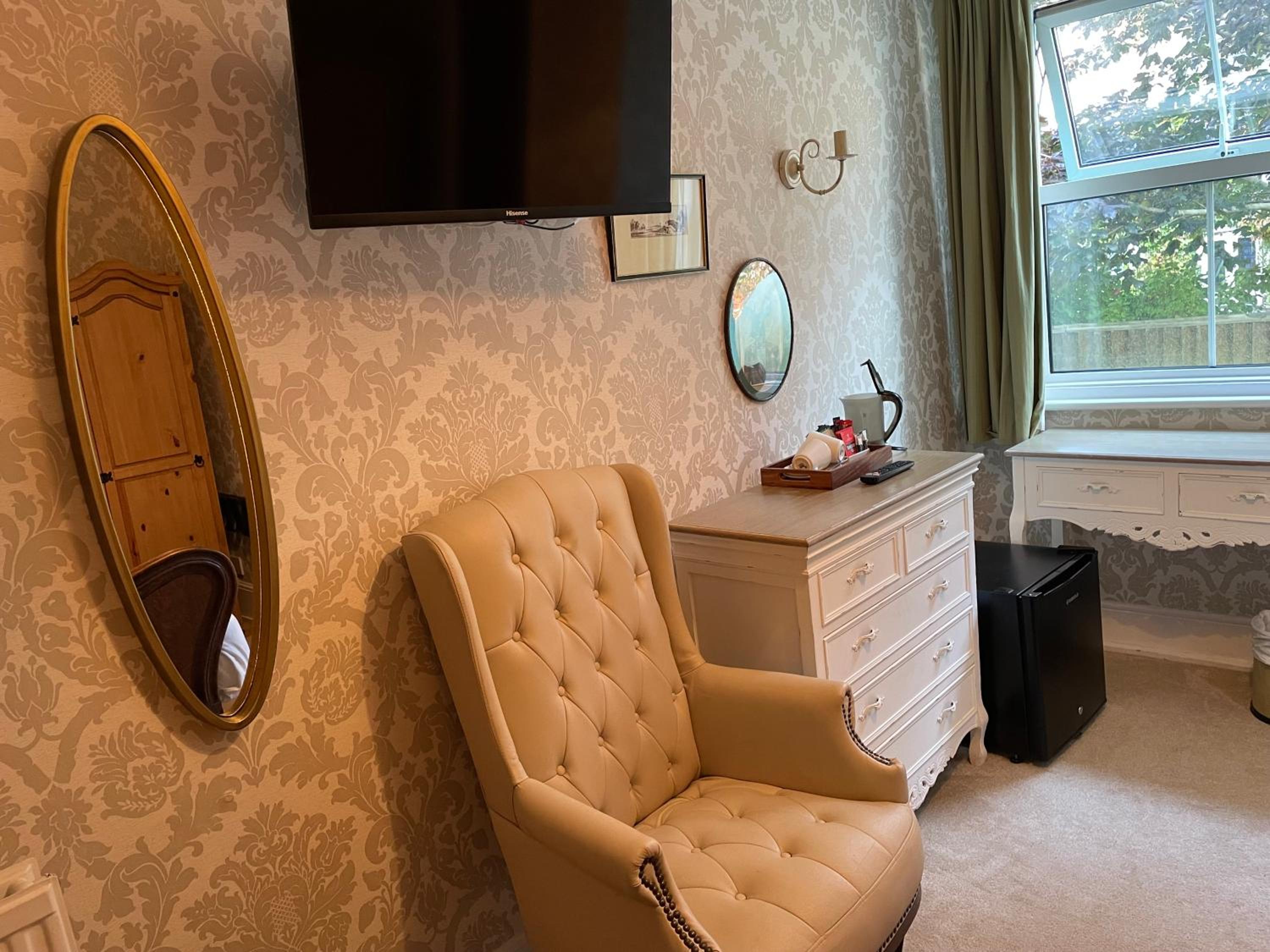 Double Room - Photo 4