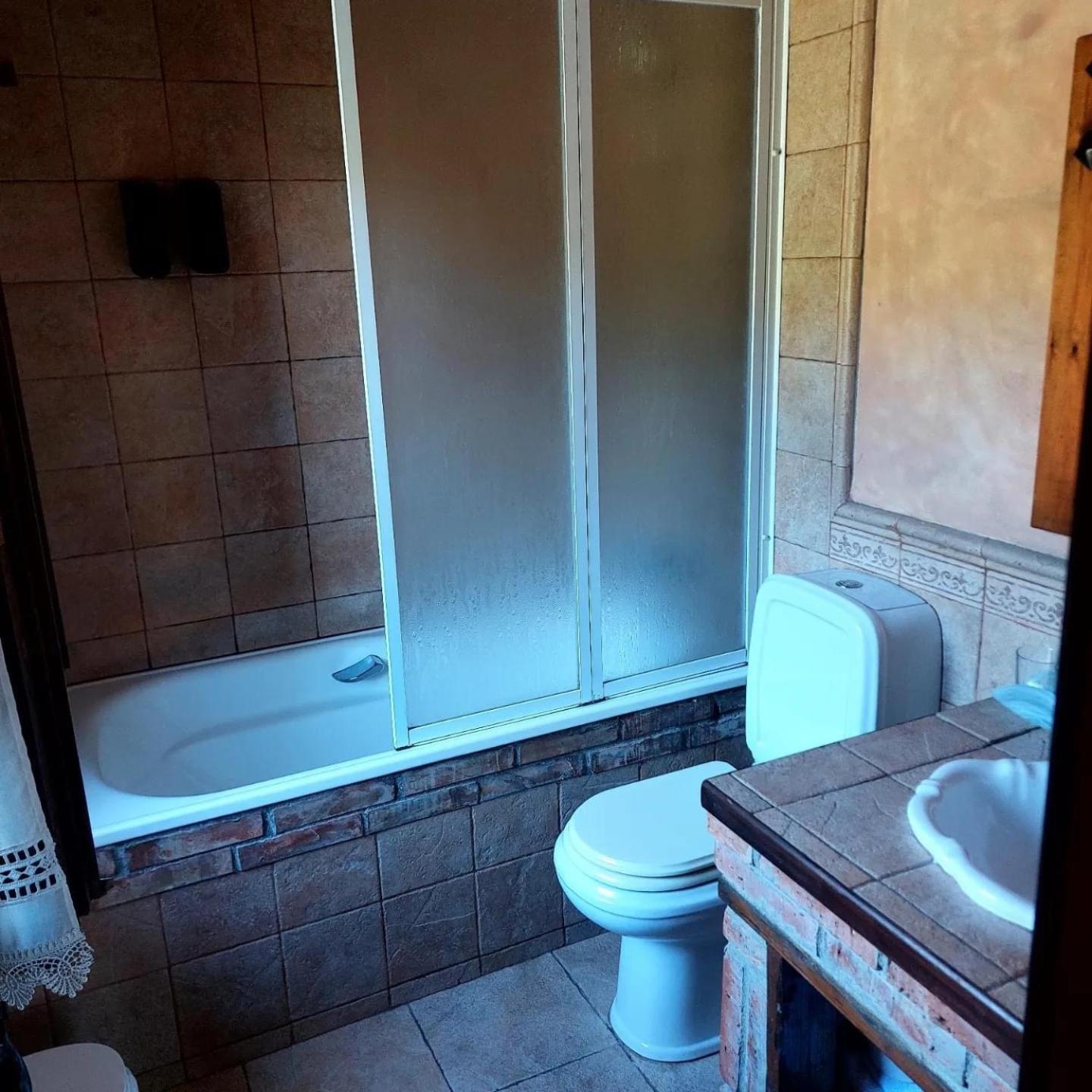 Double or Twin Room photo 2
