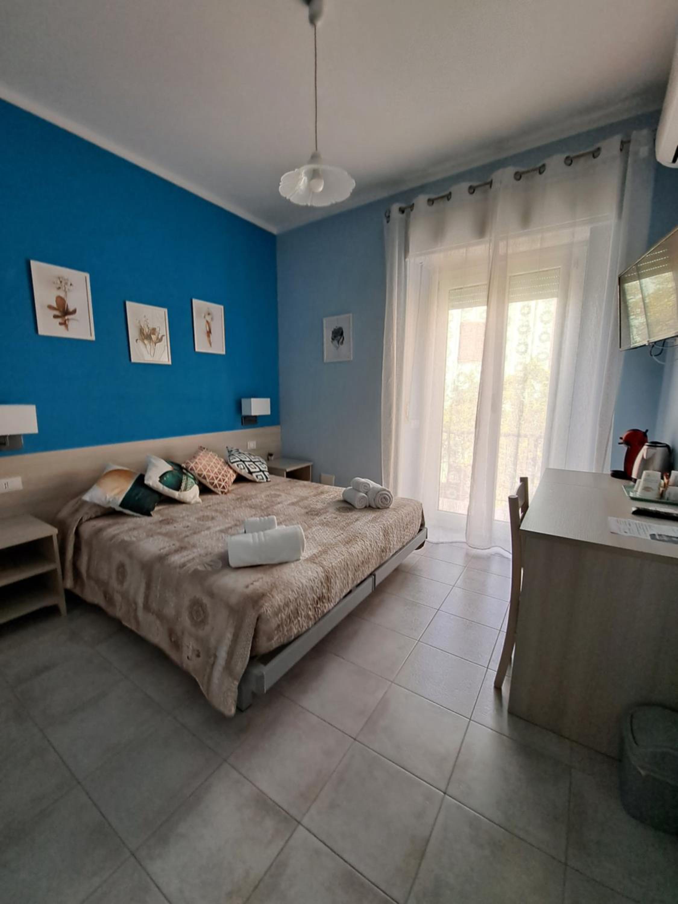 Standard Double or Twin Room with Balcony photo 2