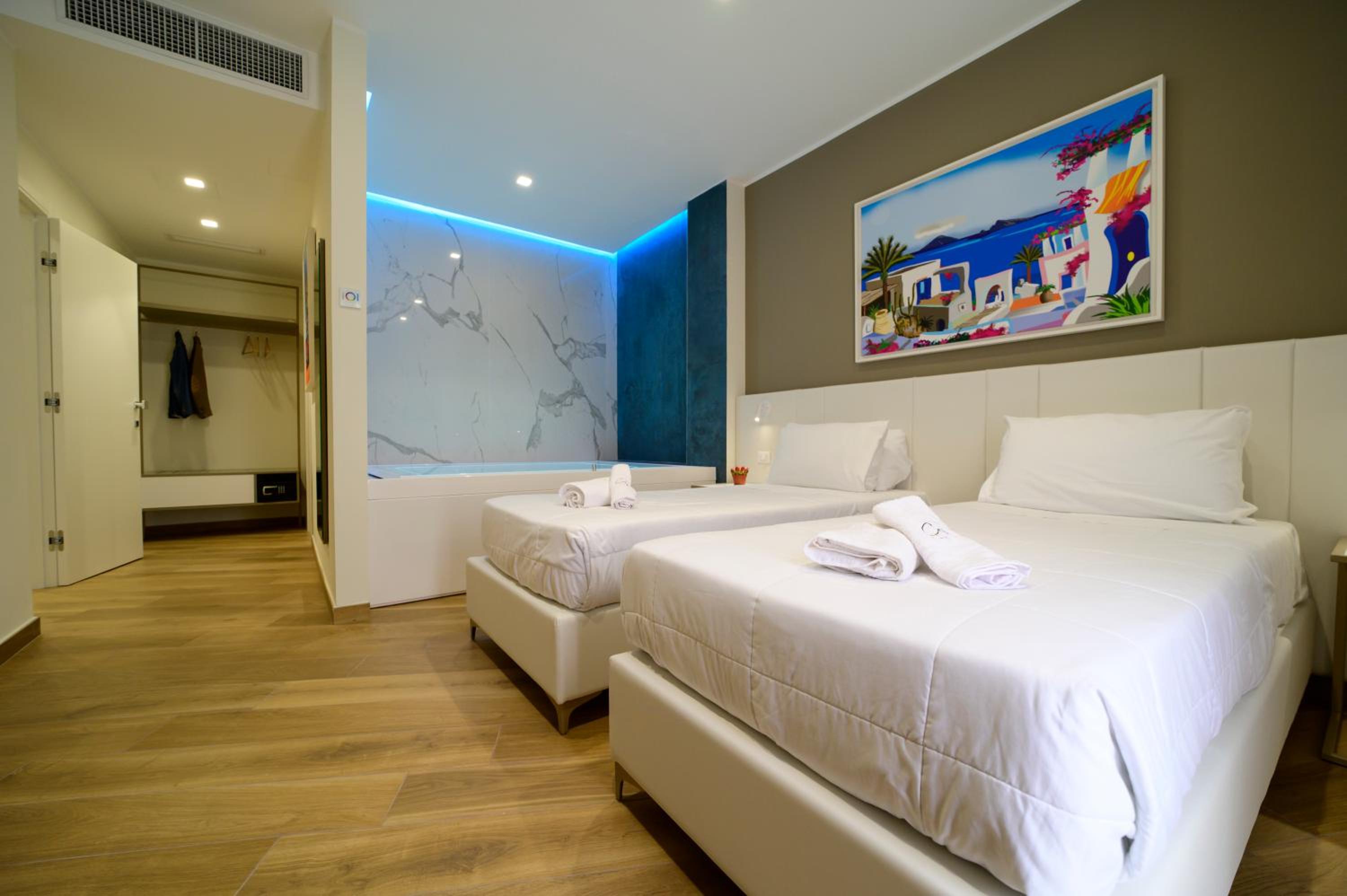 King Room with Spa Bath