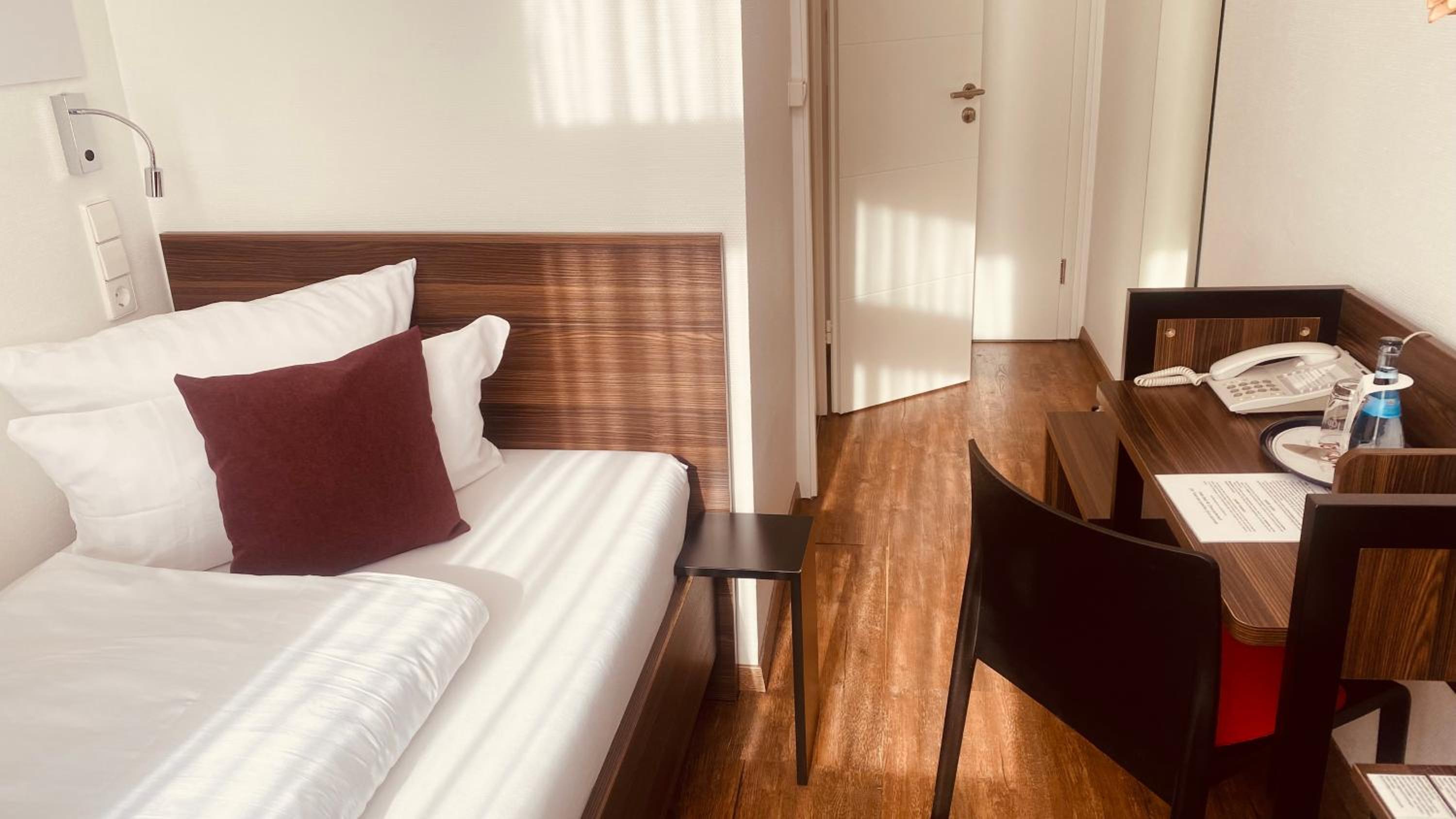 Economy Single Room