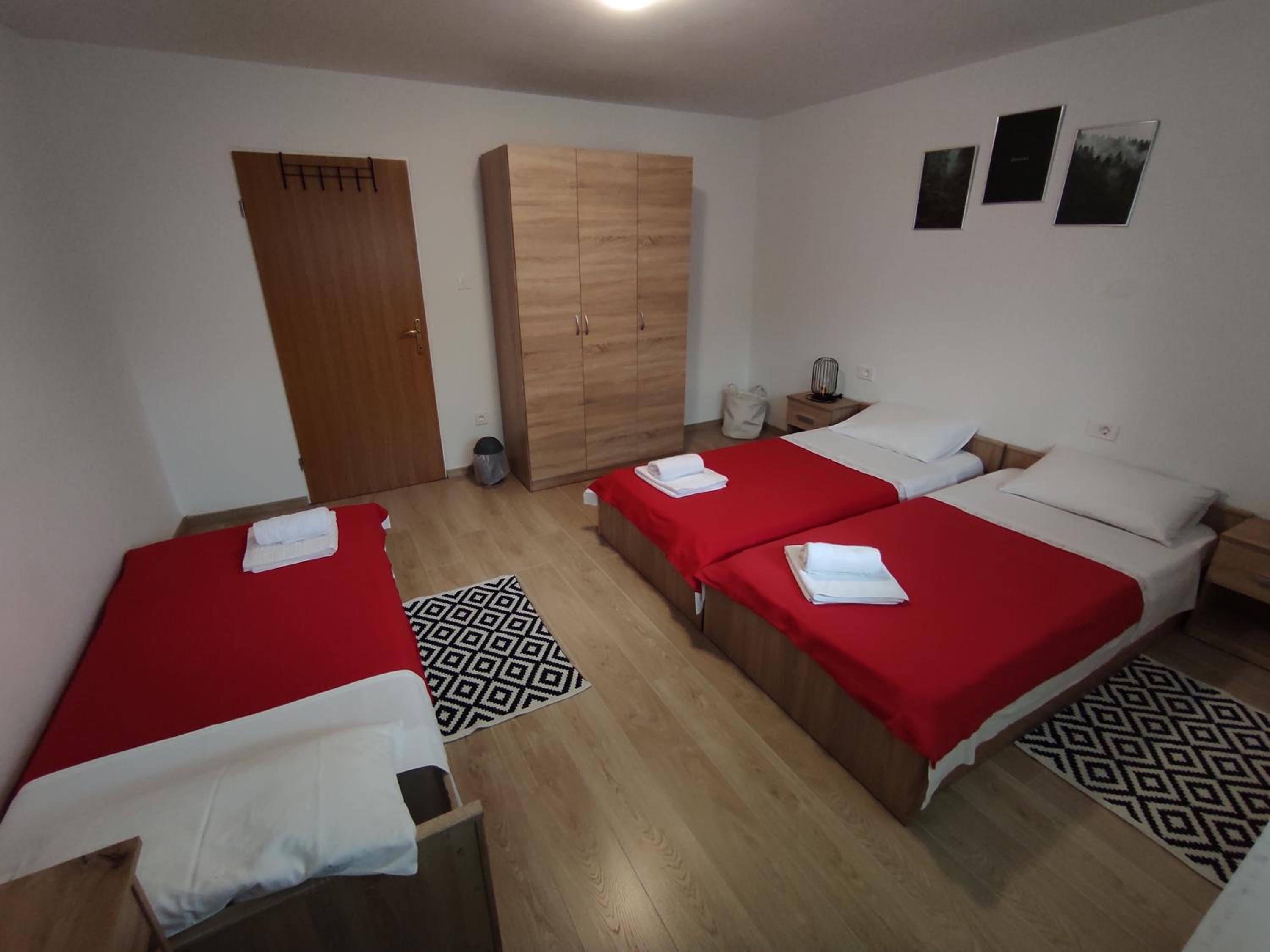 One-Bedroom Apartment - Photo 23