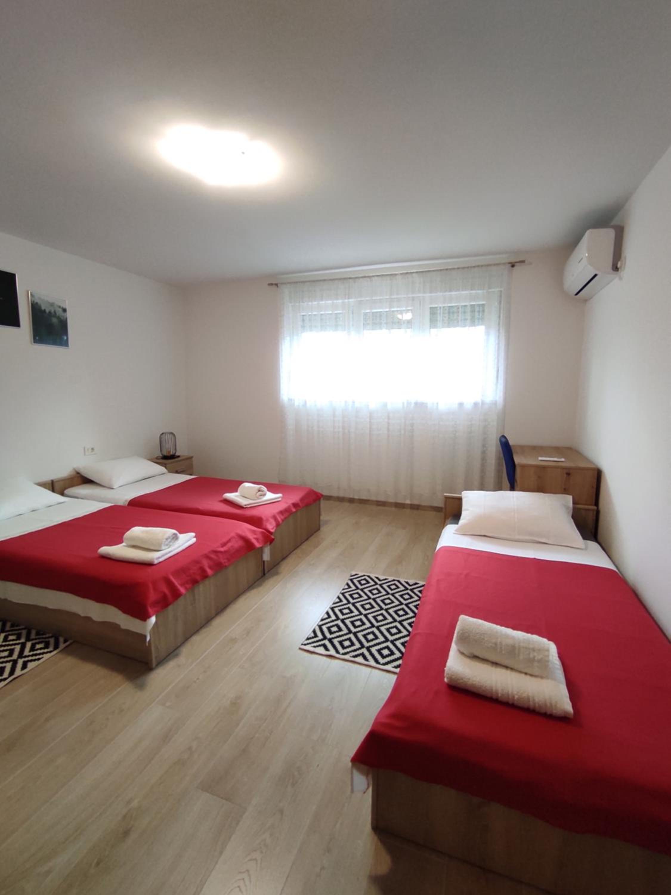 One-Bedroom Apartment - Photo 25