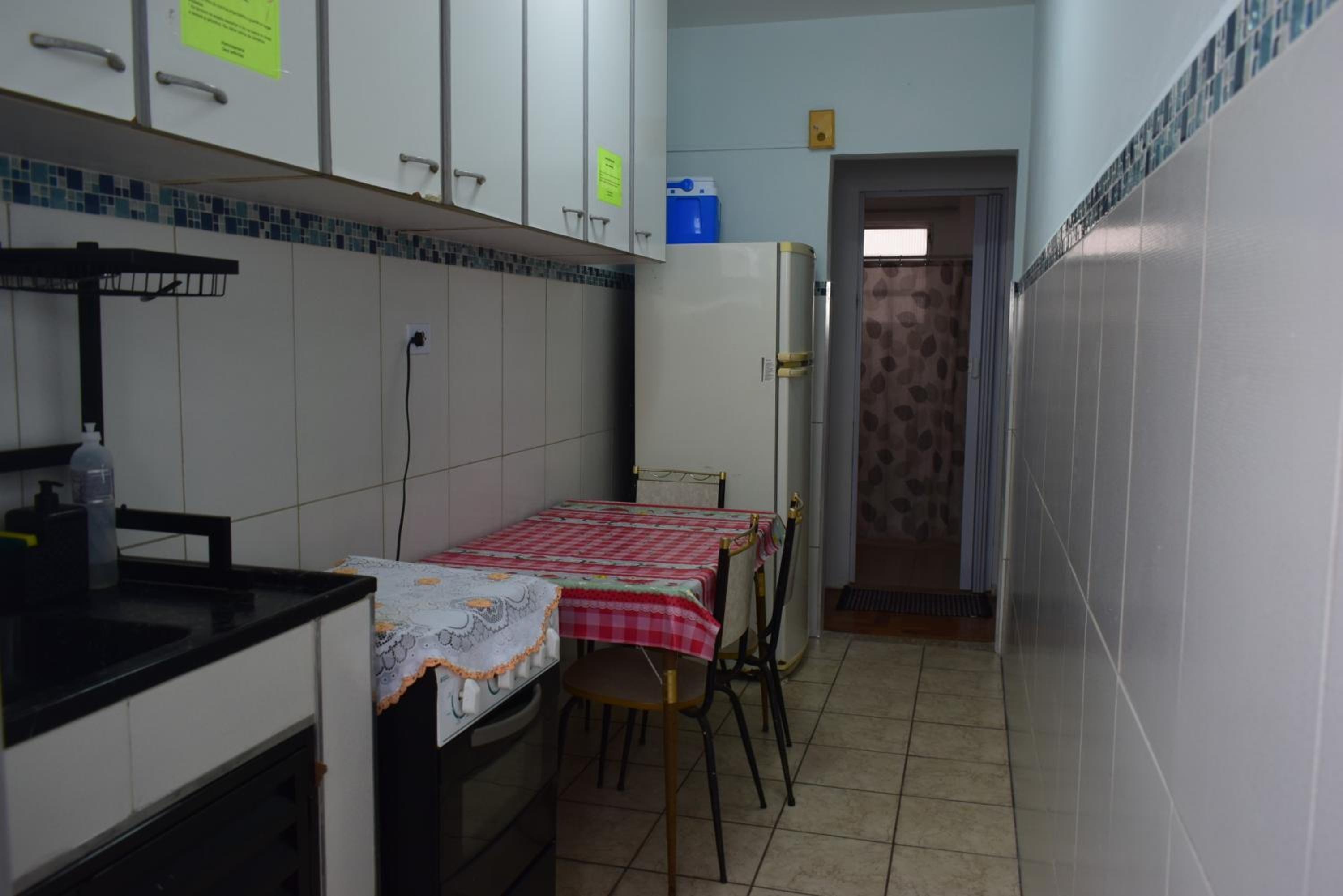 One-Bedroom Apartment - Photo 6