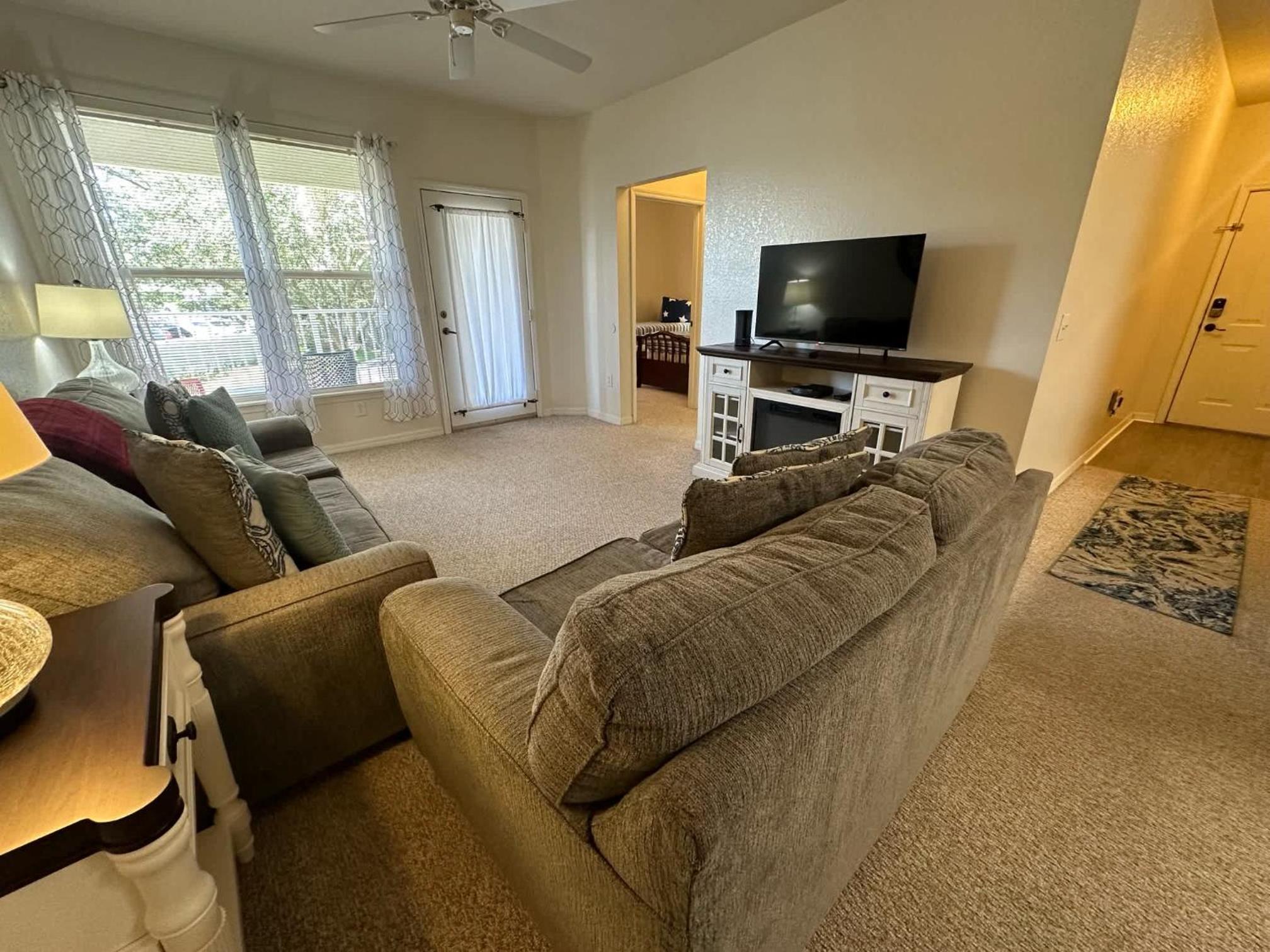 Apartment photo 1