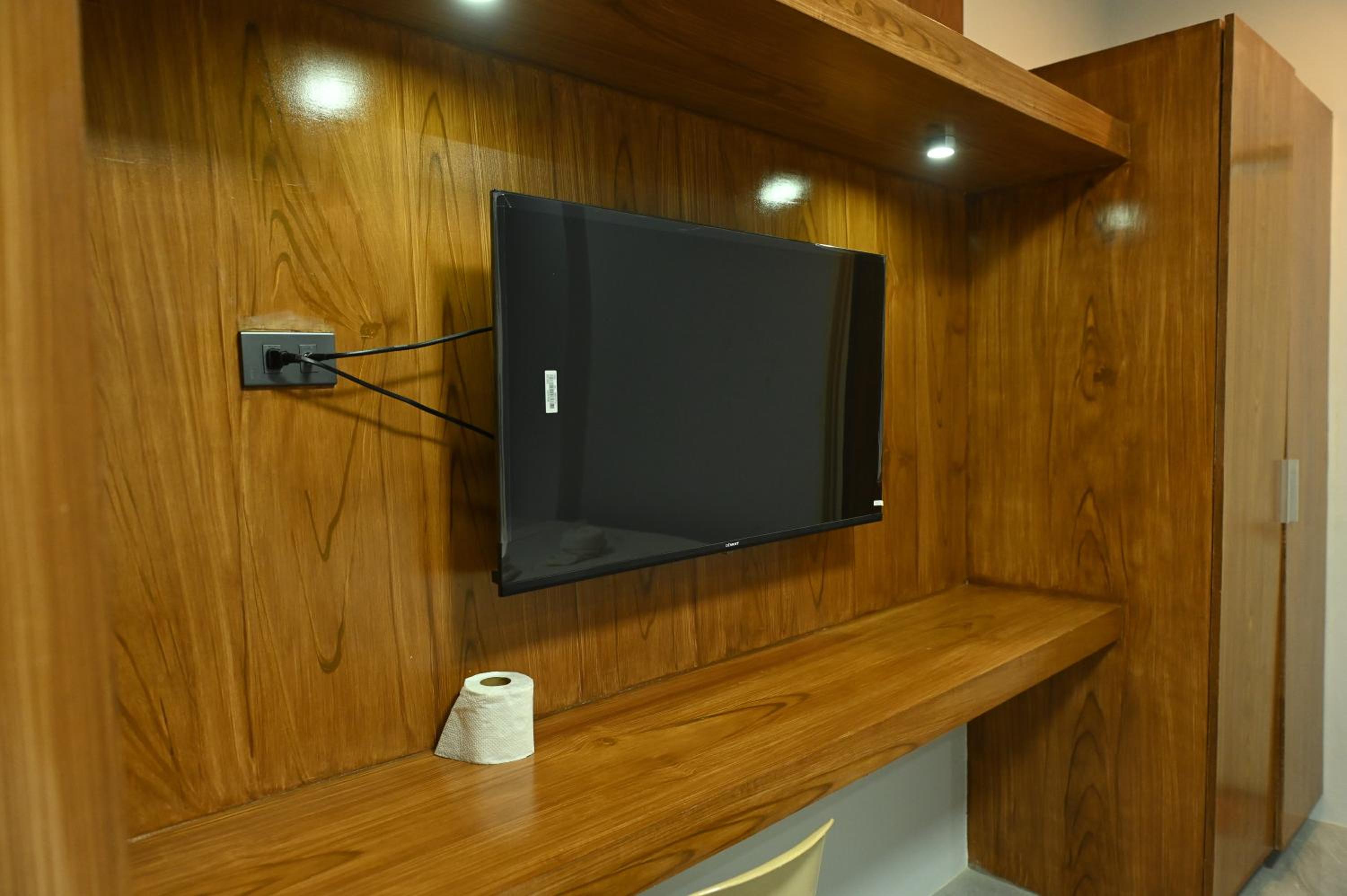 Family Room photo 2
