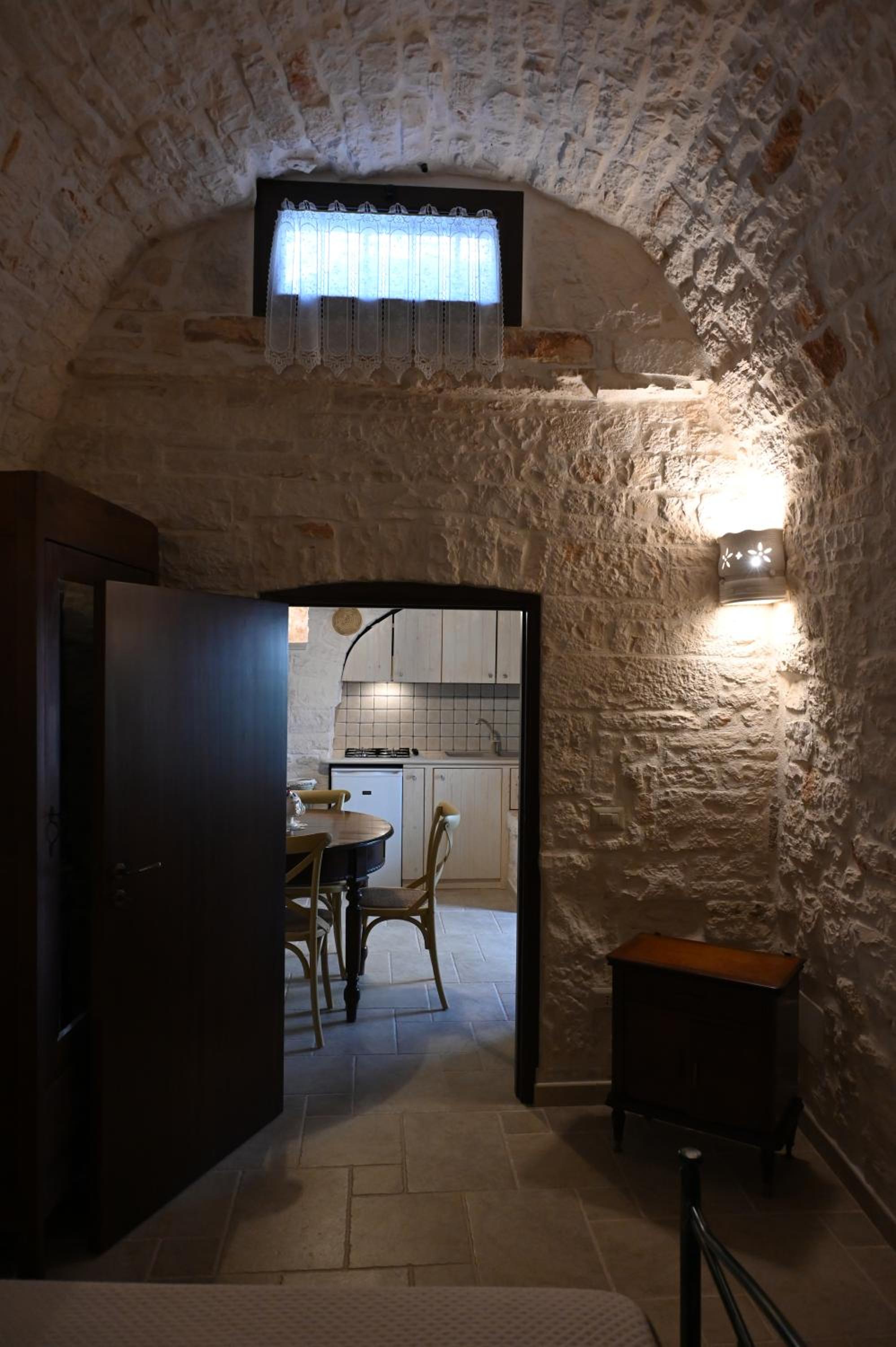 One-Bedroom House photo 1