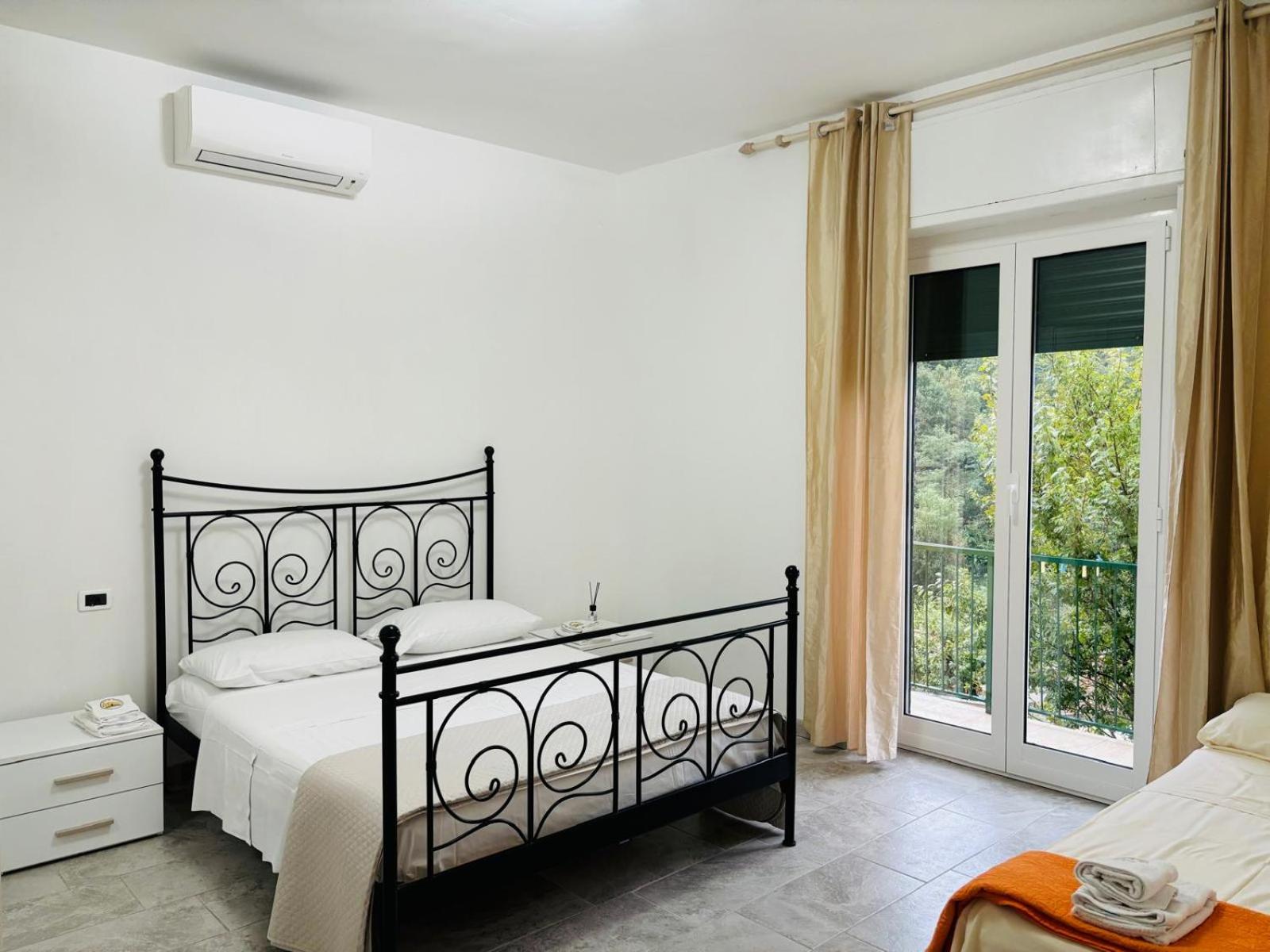 Two-Bedroom House photo 3