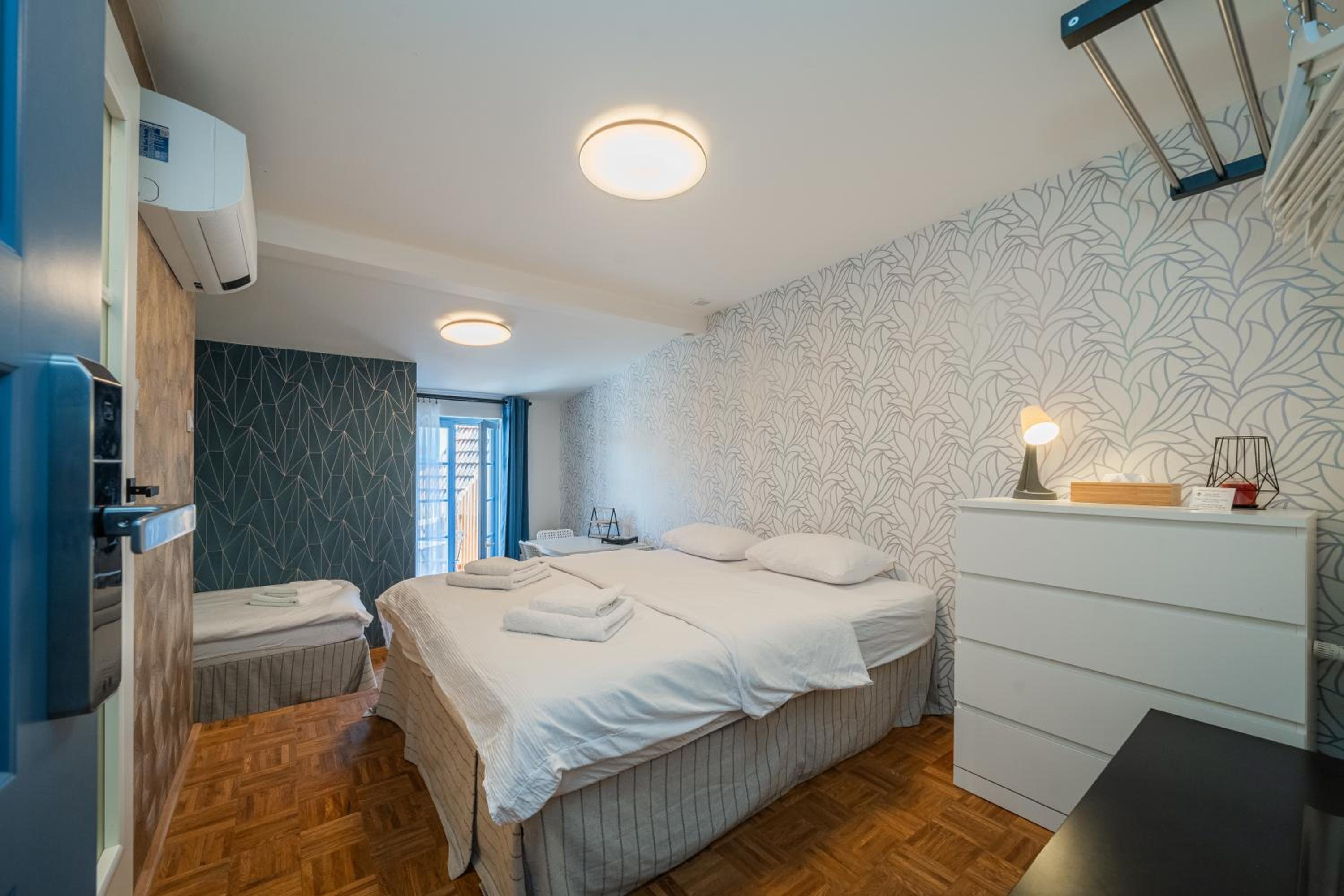 Comfort Triple Room
