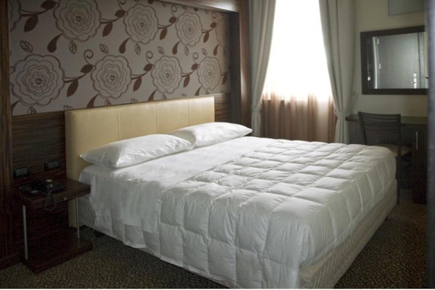 Double Room - Photo 1