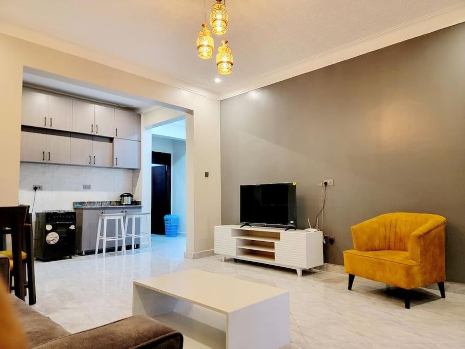 One-Bedroom Apartment photo 3