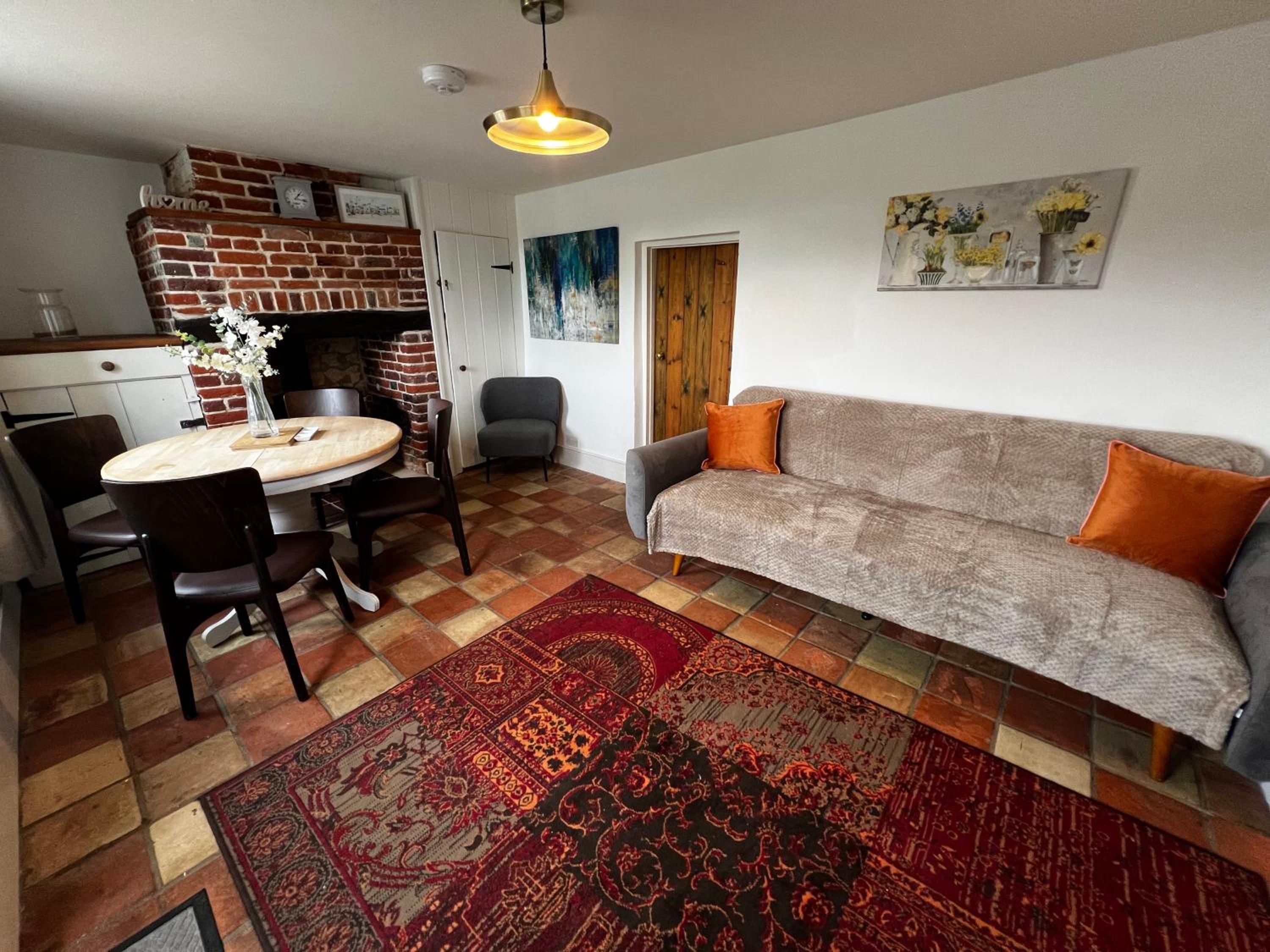Two-Bedroom House photo 3