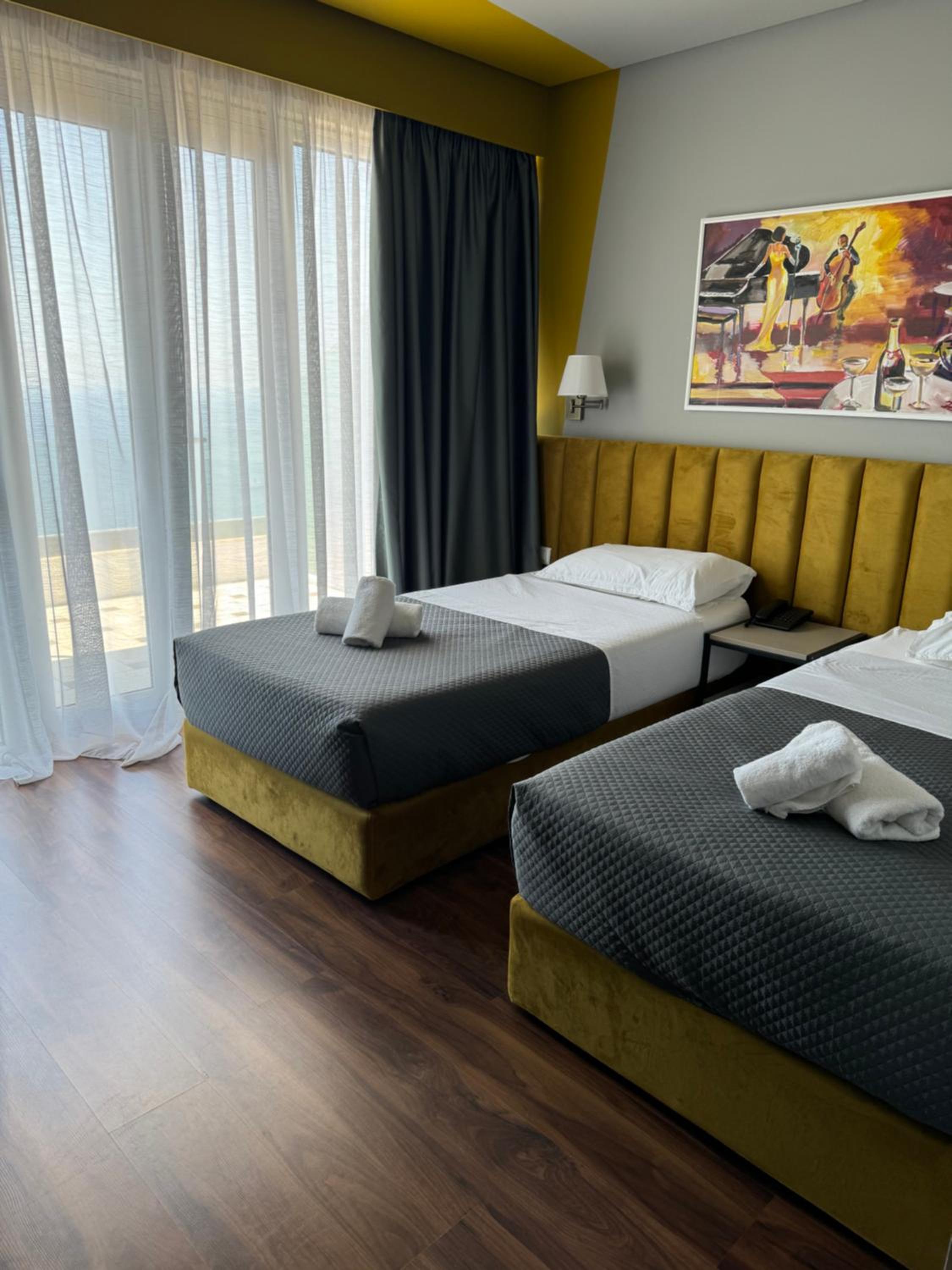 Deluxe Twin Room with Sea View