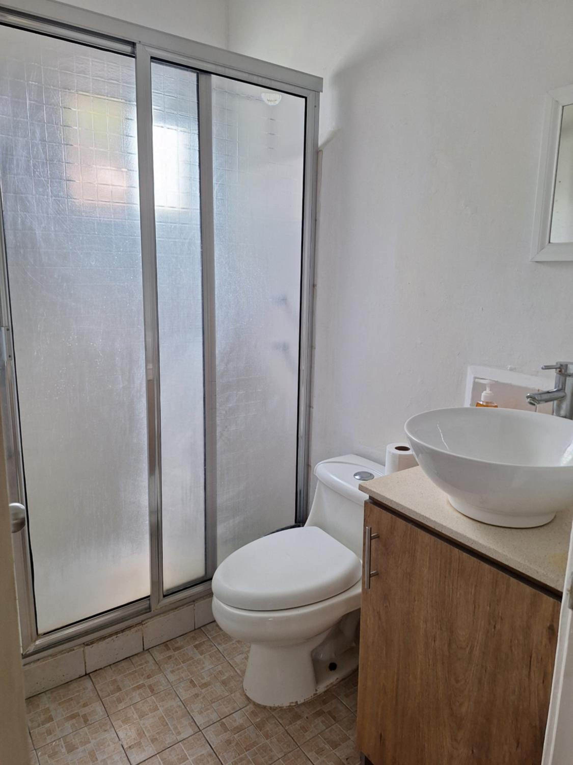 One-Bedroom House photo 2