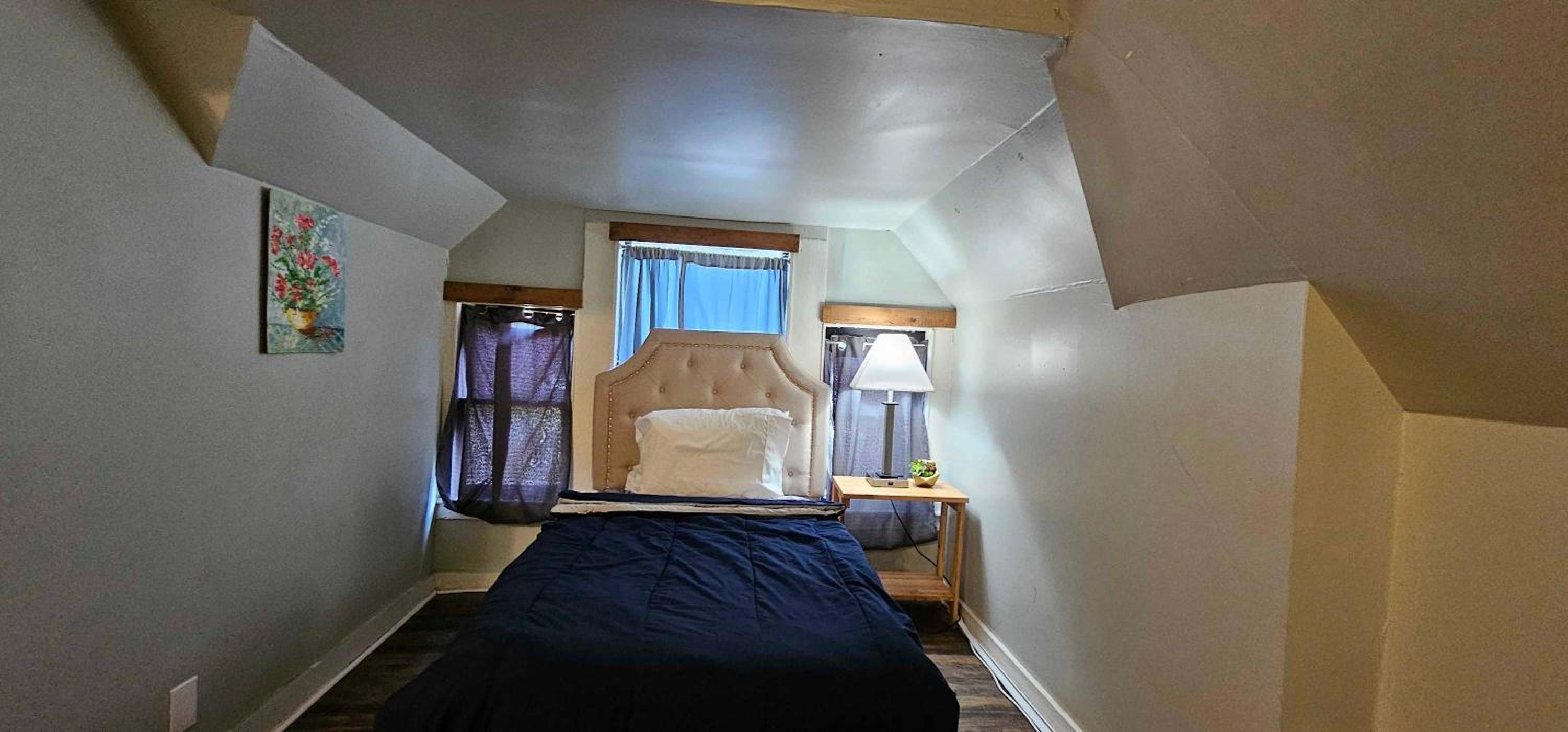Apartment photo 2