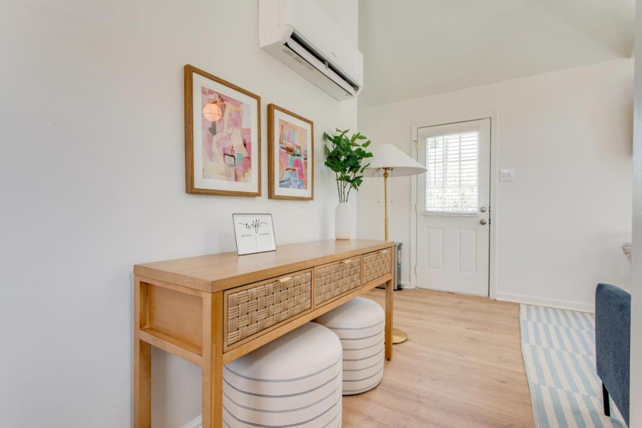 Two-Bedroom House photo 3