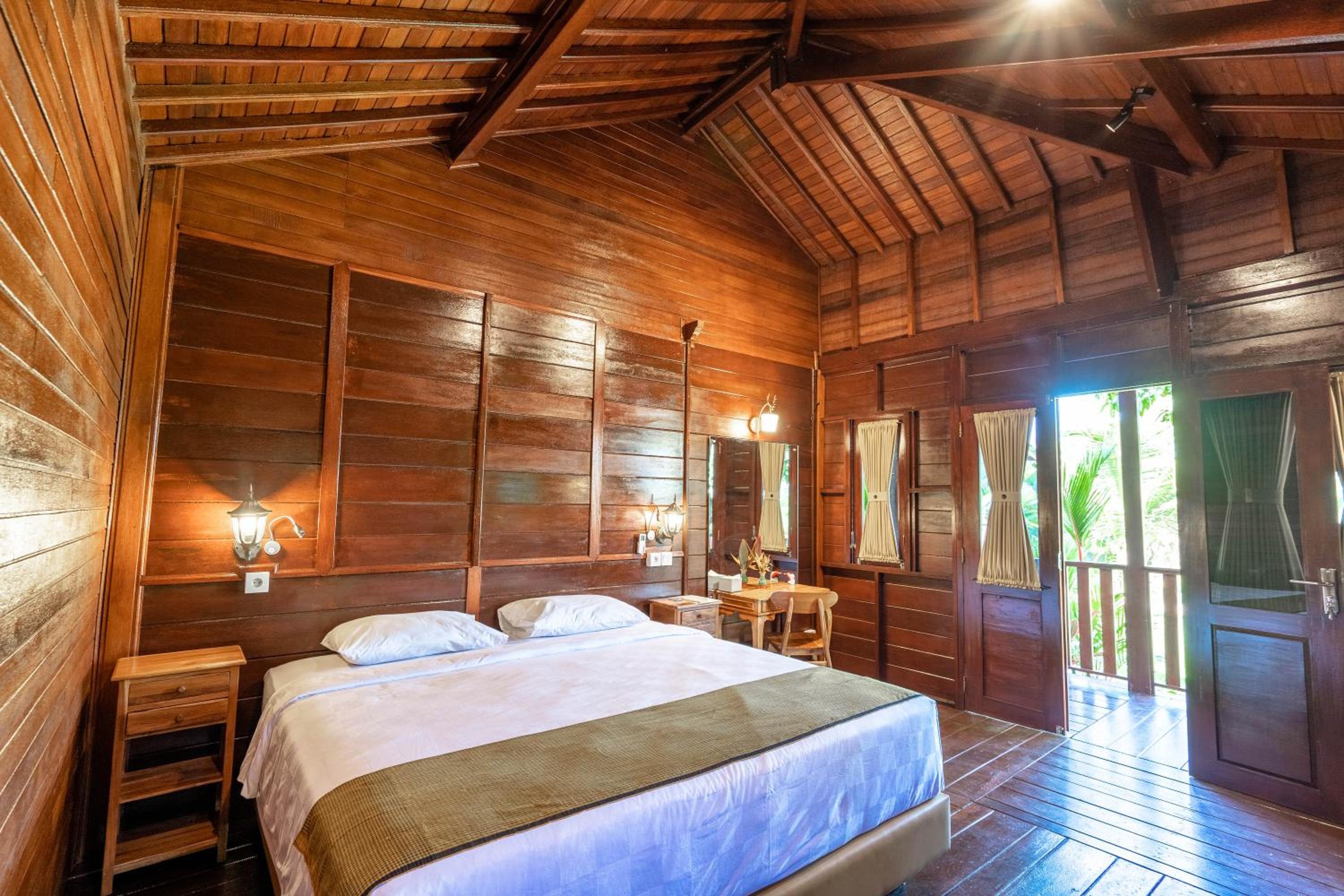 Deluxe Double or Twin Room photo 2