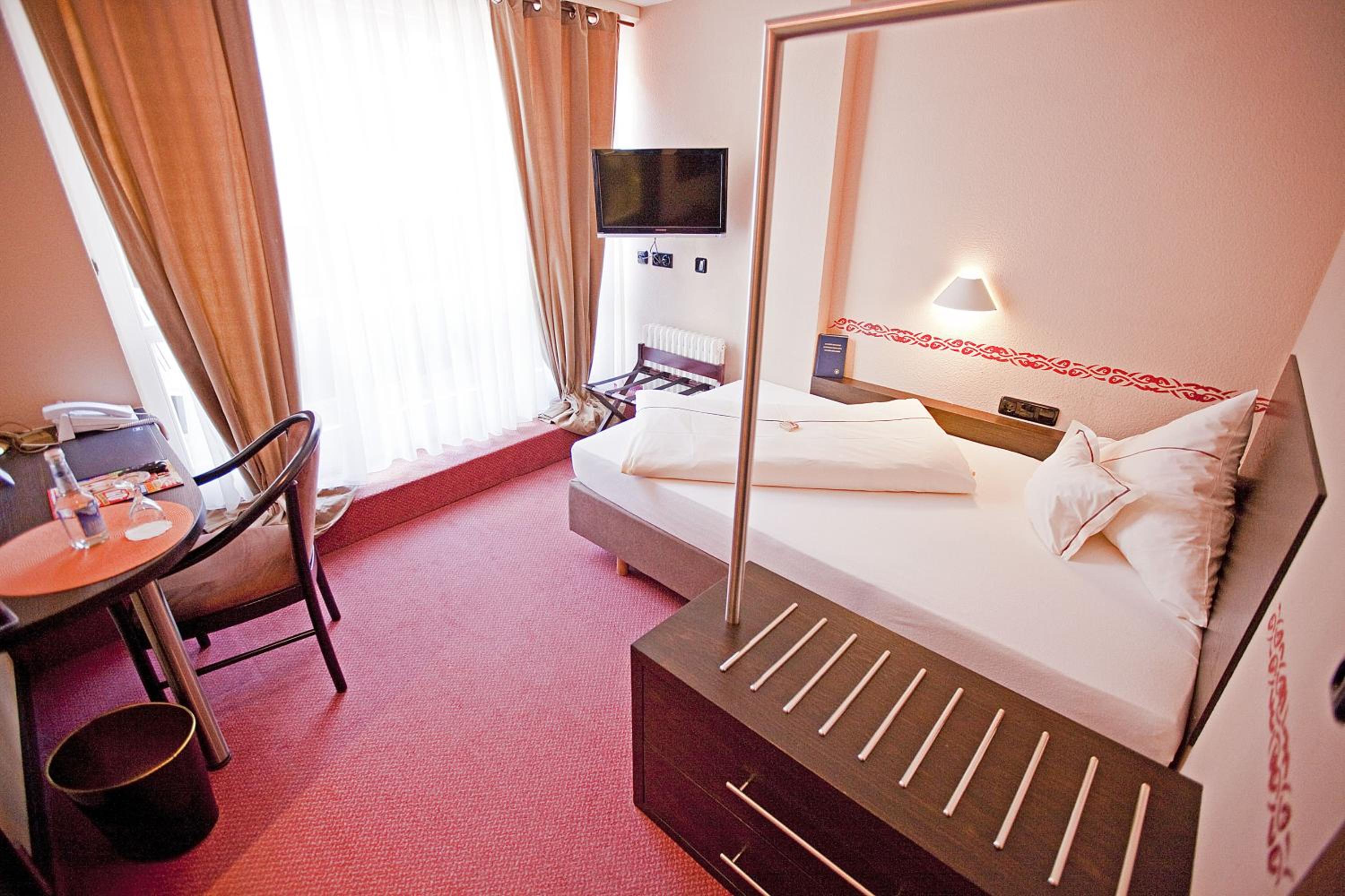 Standard Single Room photo 2