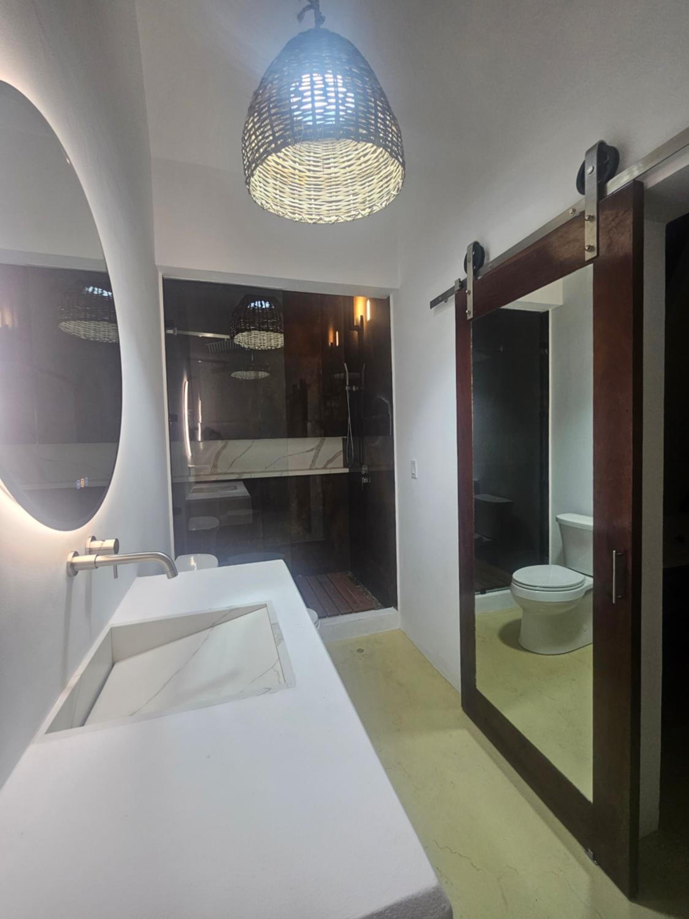 King Suite with Ocean View photo 3
