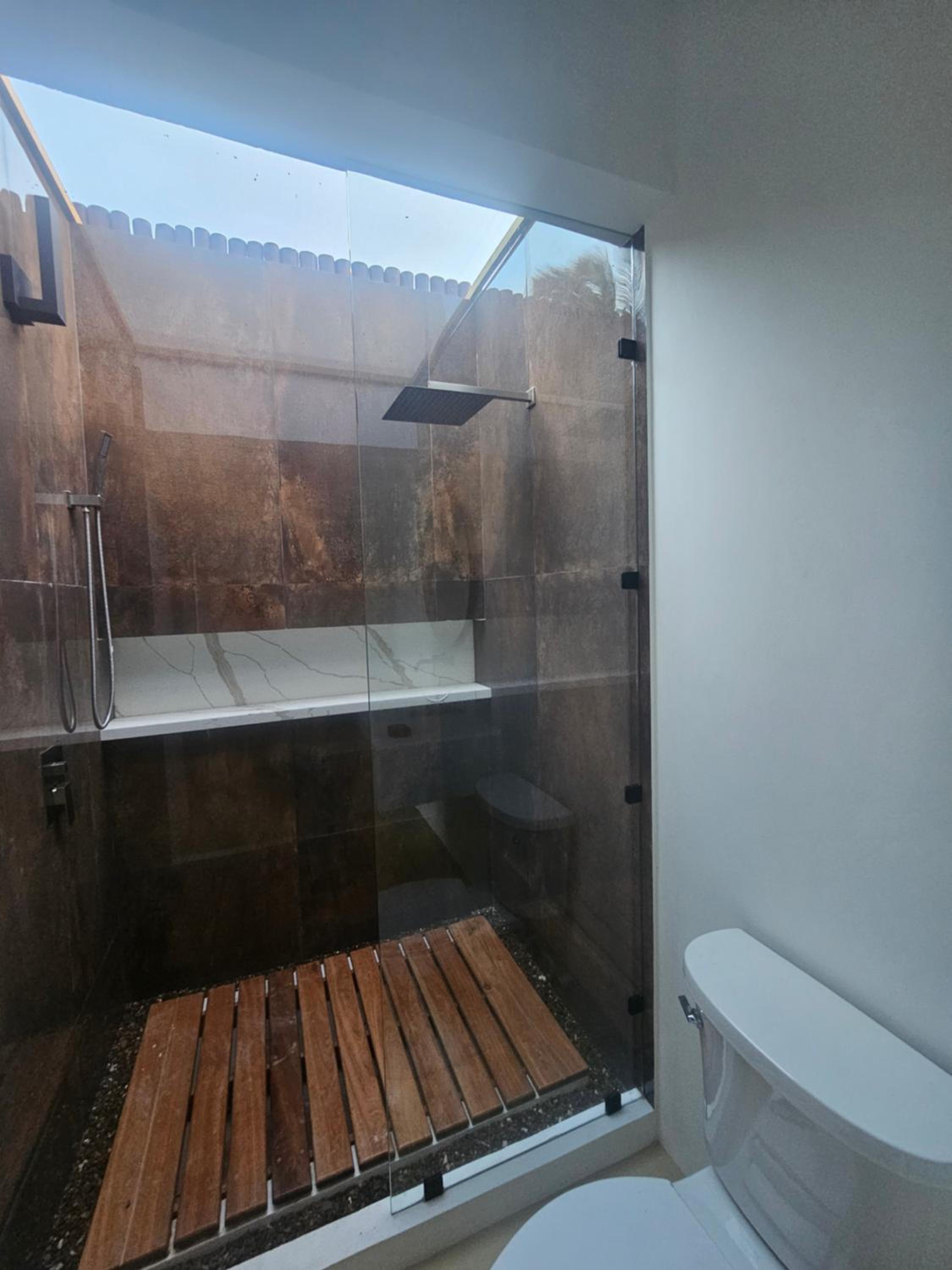 King Suite with Ocean View photo 2