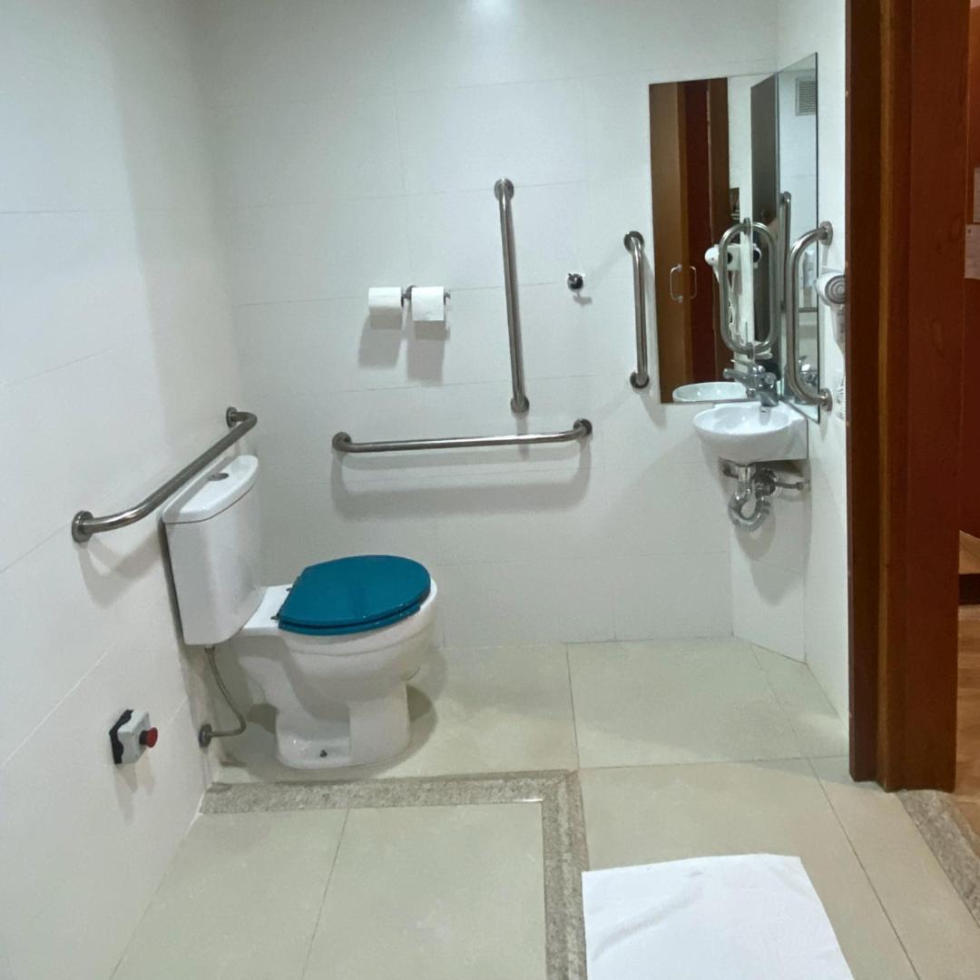 Double Room - Disability Access photo 2