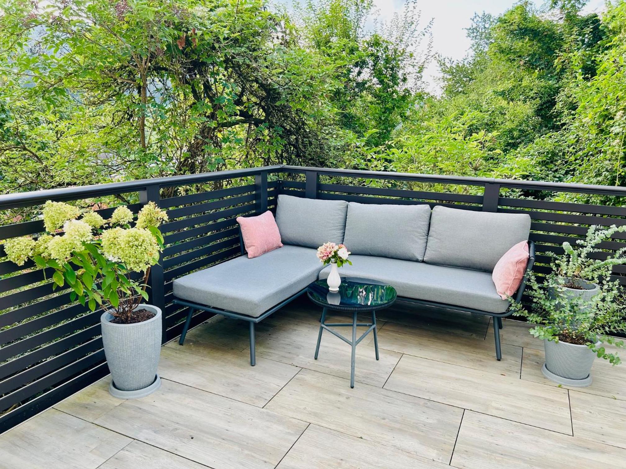 Apartment with Terrace photo 3
