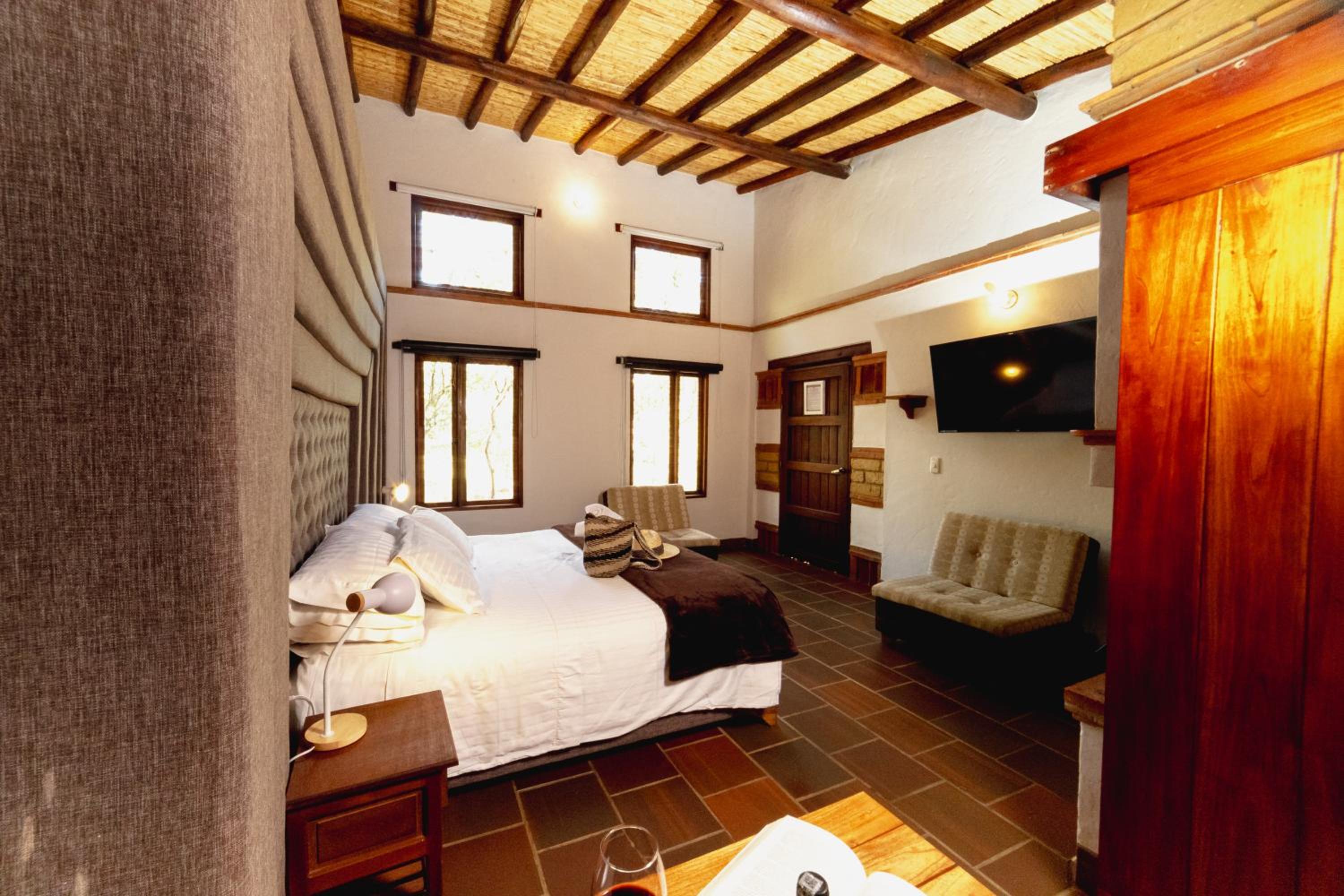 King Suite with Spa Bath photo 1