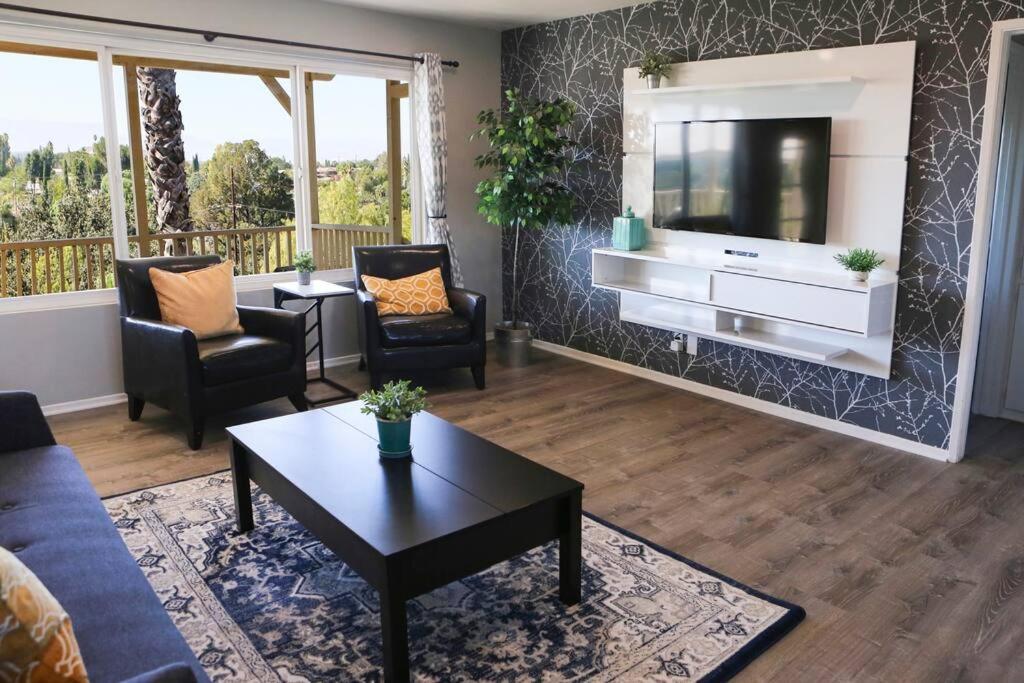 Two-Bedroom House photo 1