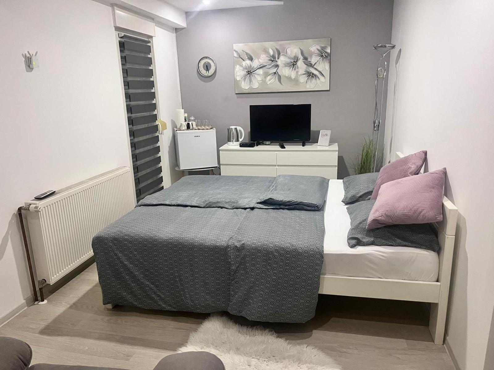 Double Room With Balcony (3 Adults) photo 3