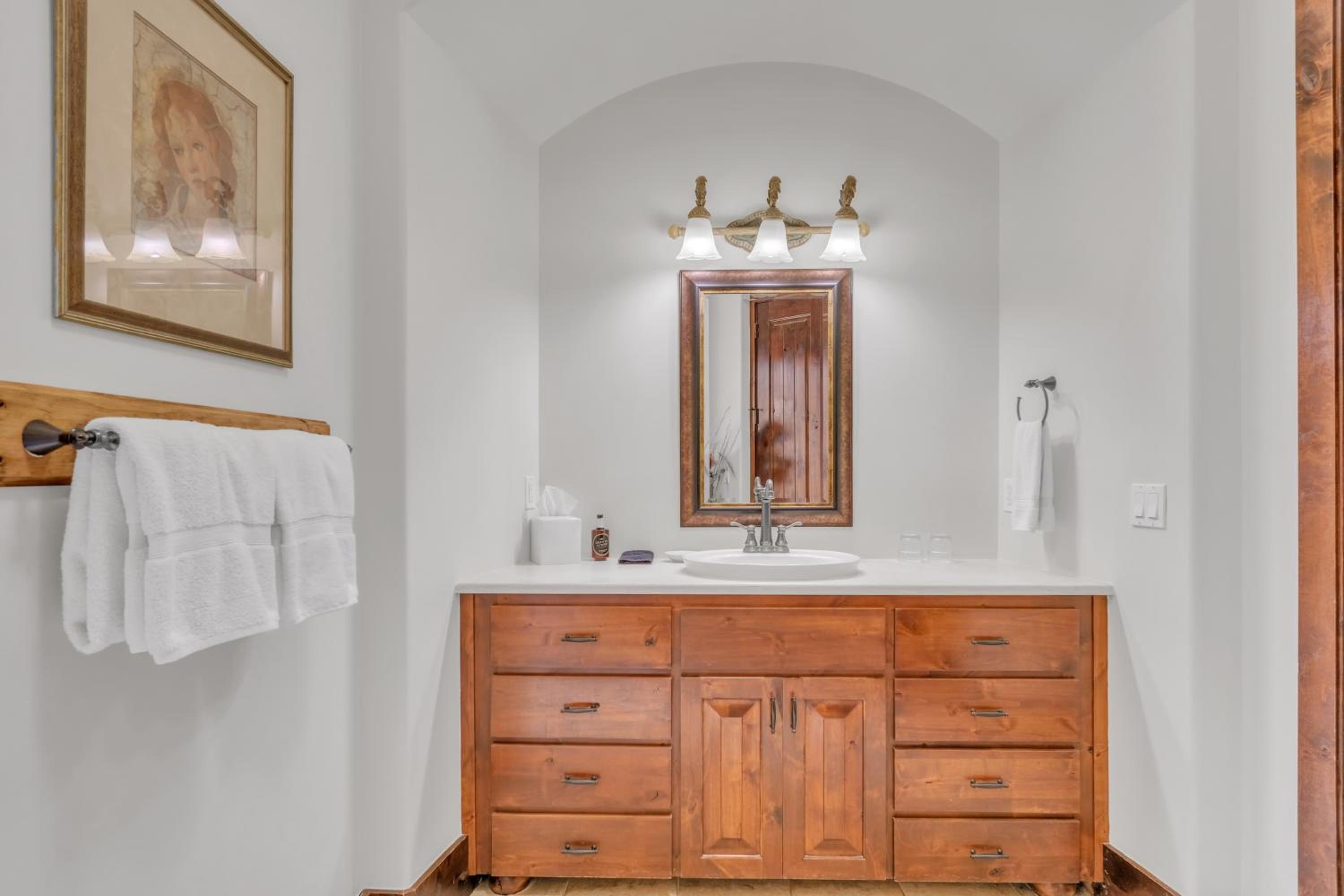 Superior King Suite photo 2