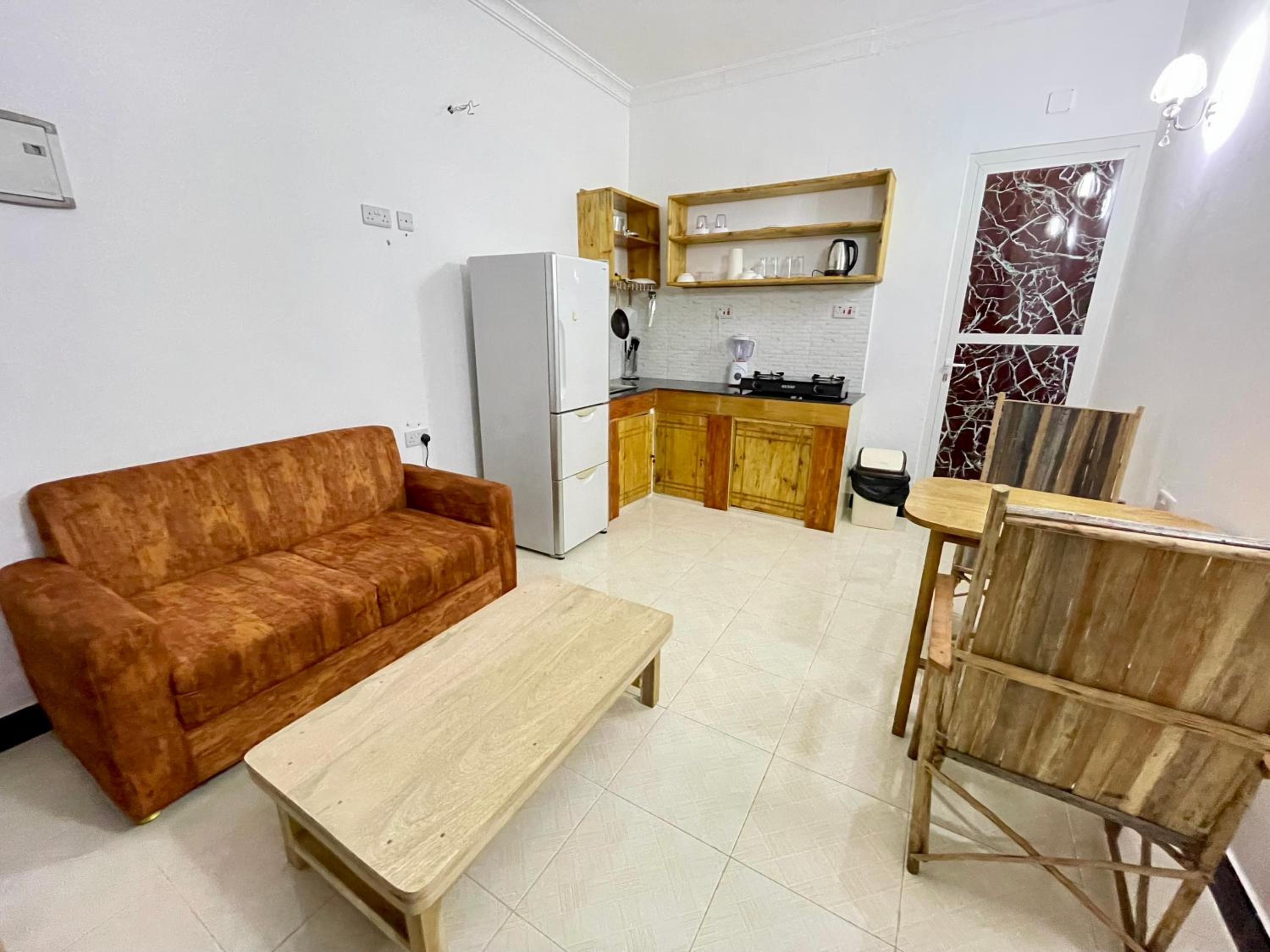 One-Bedroom Apartment photo 2